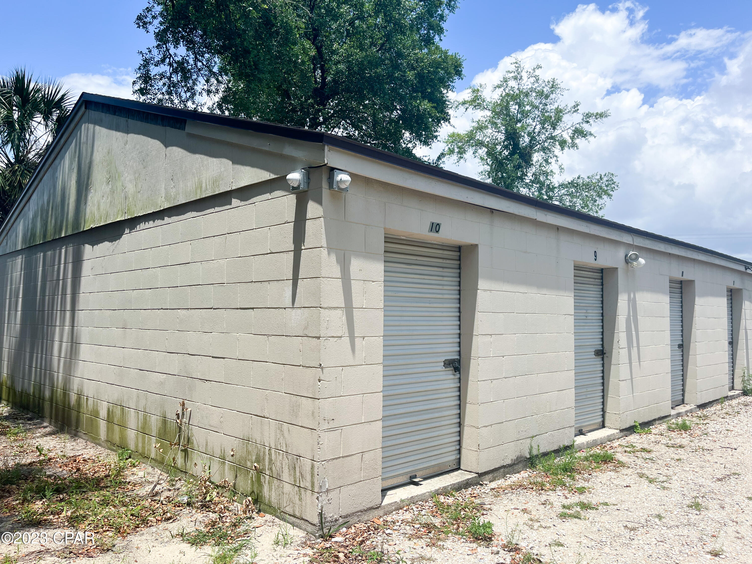 [No Recorded Subdiv] - Commercial Sale