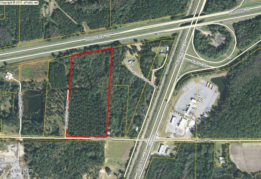 Great opportunity with this 16.64 acre tract located close to the busy I-10 and HWY 231 intersection. Close to several commercial locations such as the Love's Truck Stop and several fast food locations. Would be a great place for an RV park or the perfect place for your new home. Interstate 10 is a major East-West route and HWY 231 is a heavily traveled route to the beautiful beaches in Panama City Beach. Good investment in the future of the Florida Panhandle.