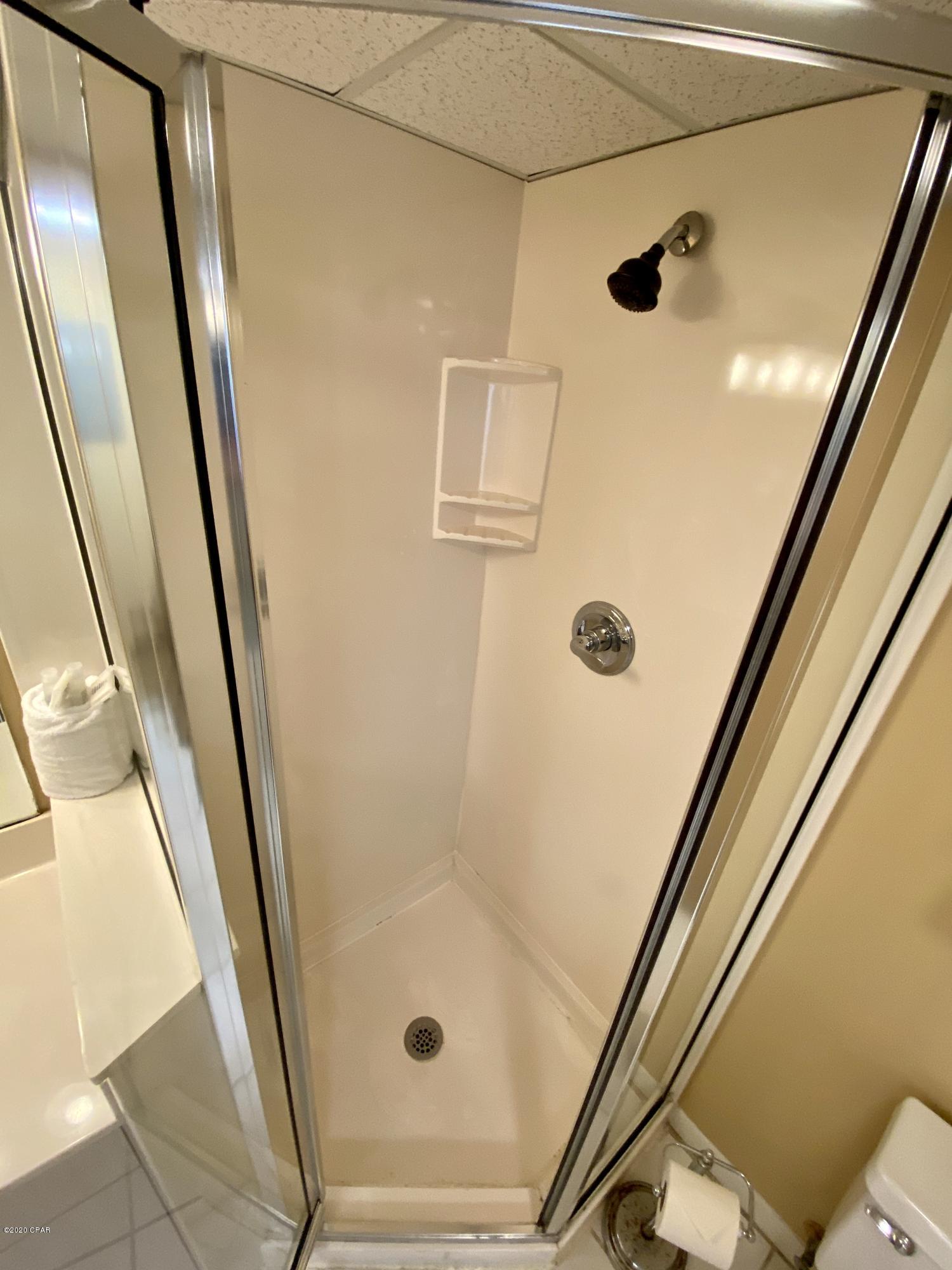 Long Beach Towers I - Residential