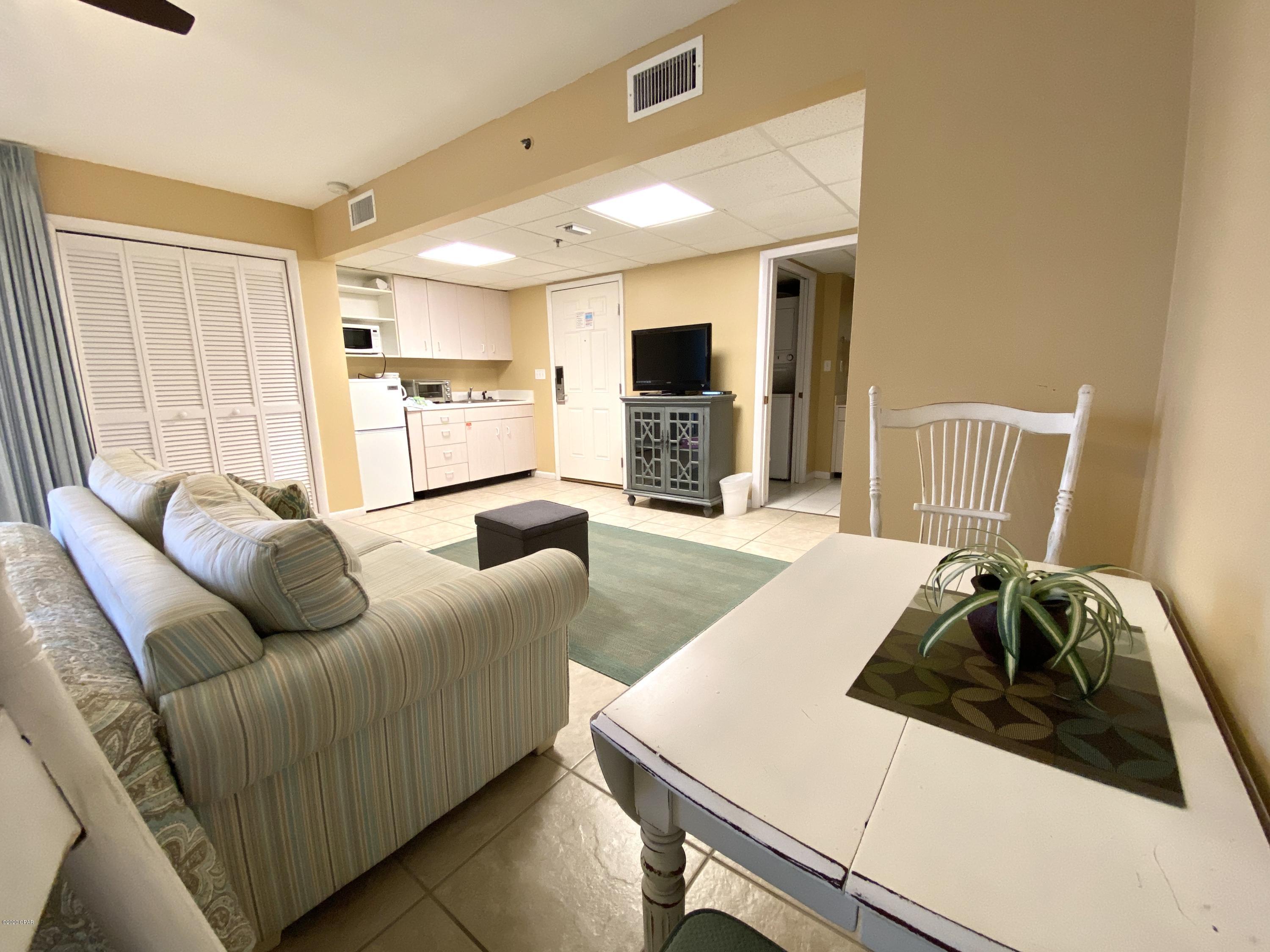 Long Beach Towers I - Residential