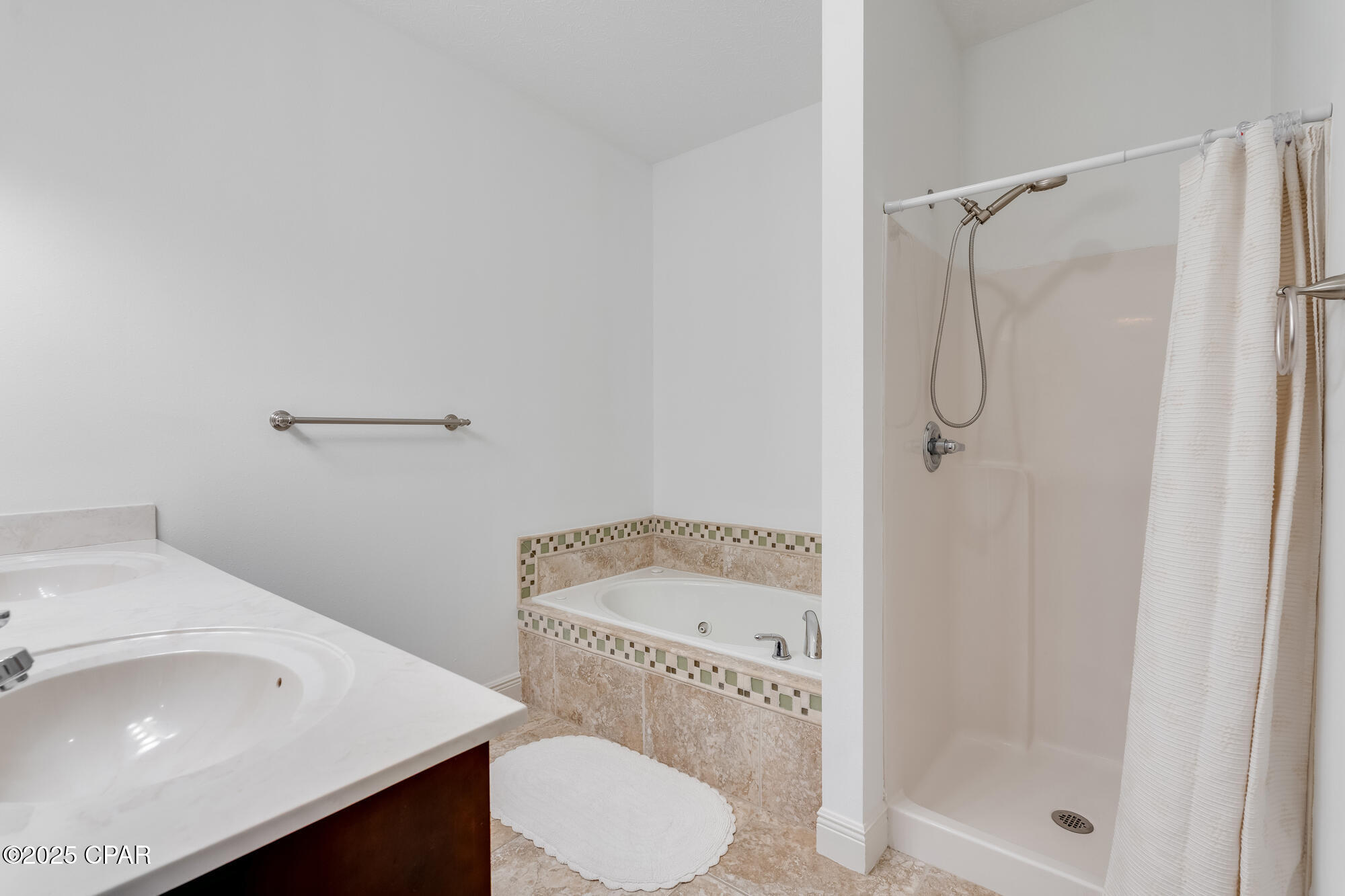 Hidden Lagoon - Residential