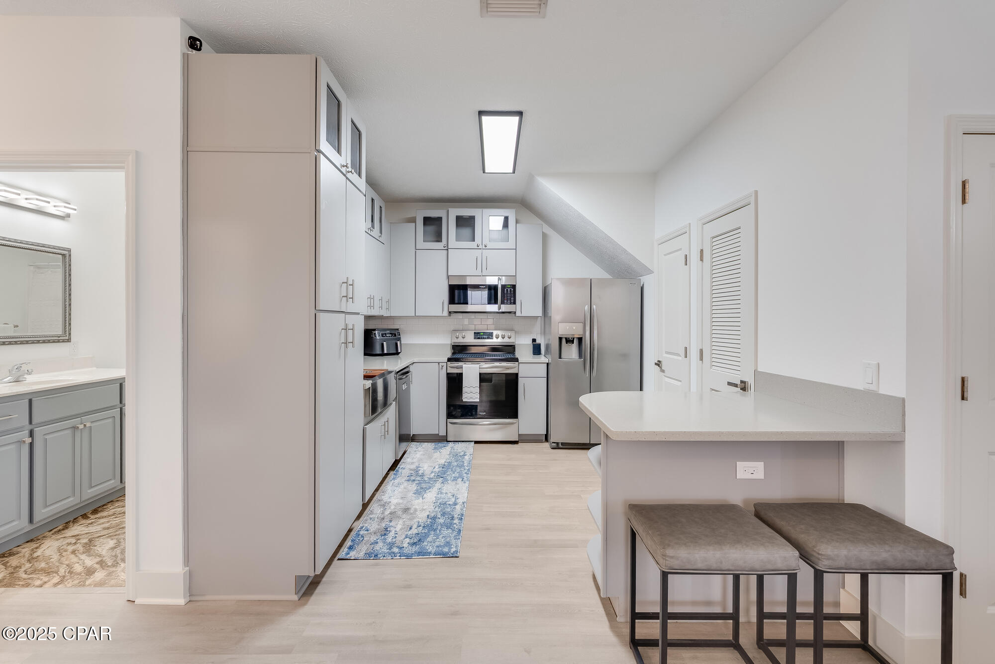 Hidden Lagoon - Residential