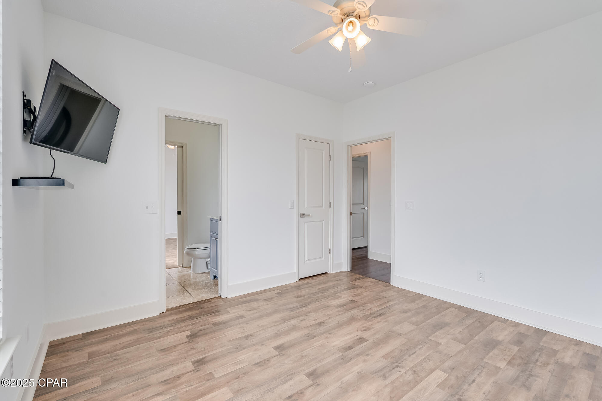 Hidden Lagoon - Residential