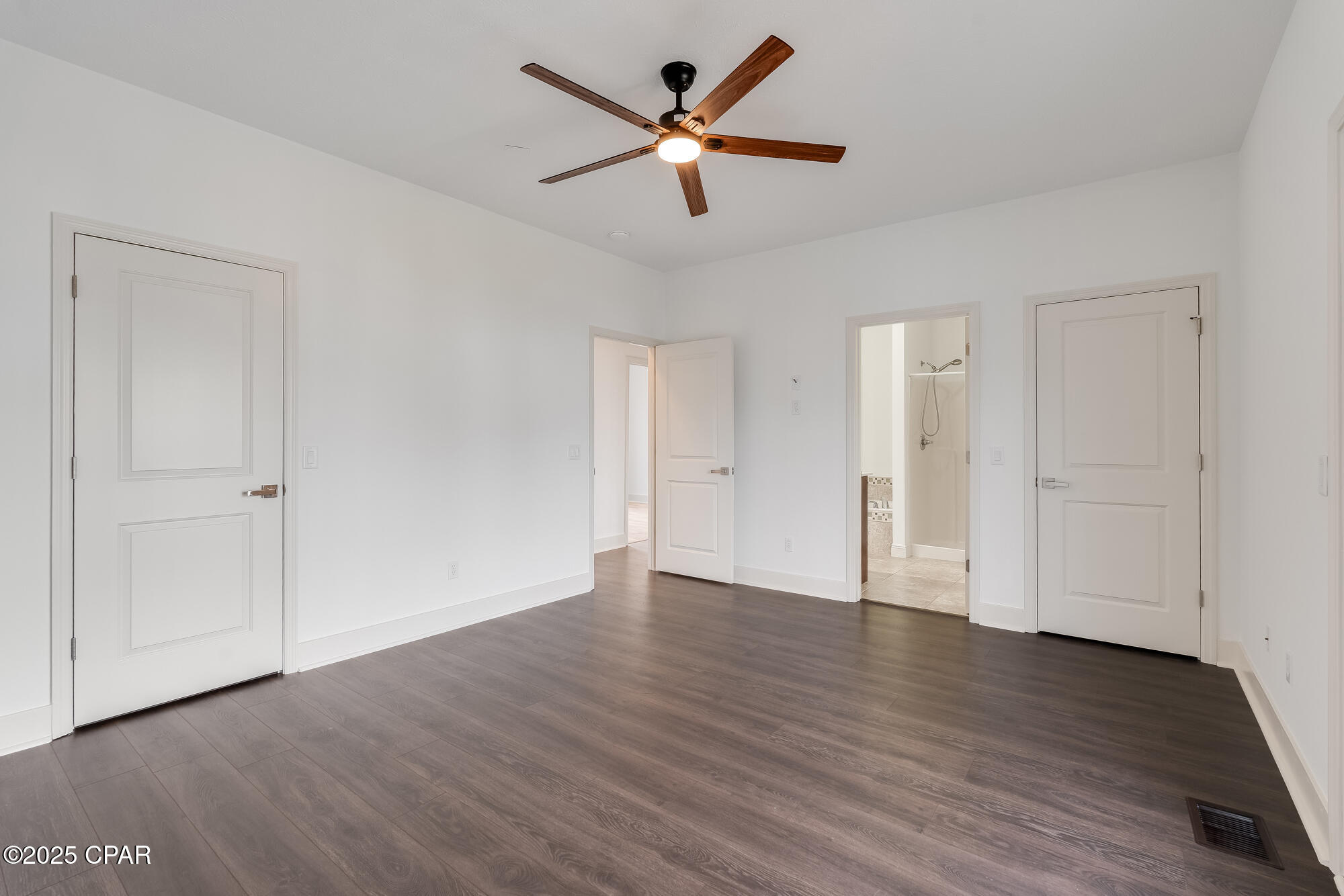 Hidden Lagoon - Residential