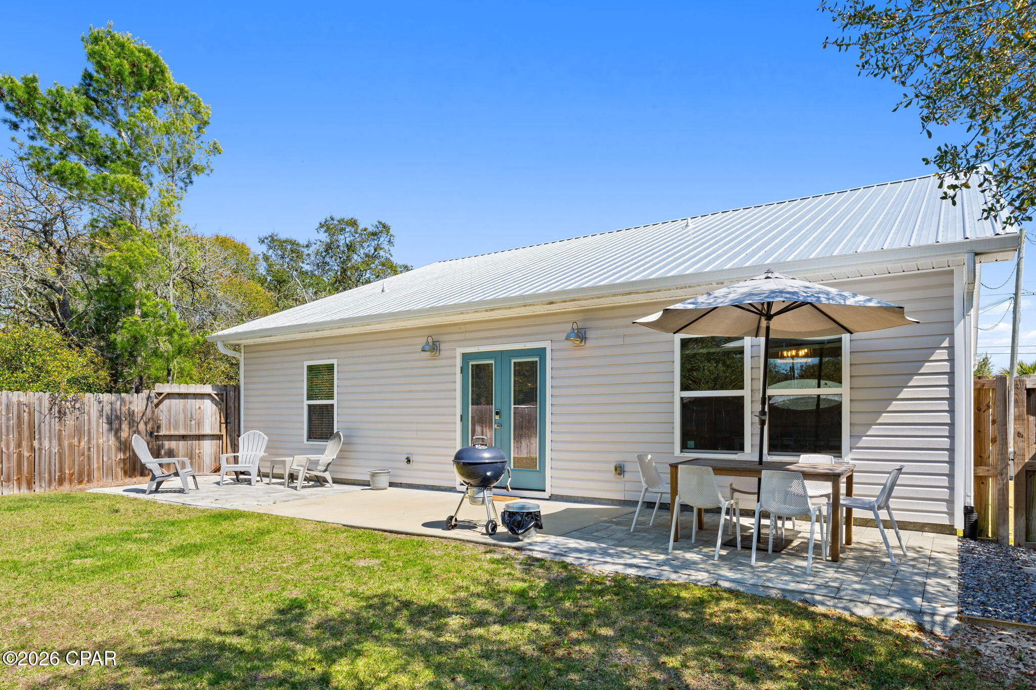 Laguna Beach Estates 7th Add - Residential