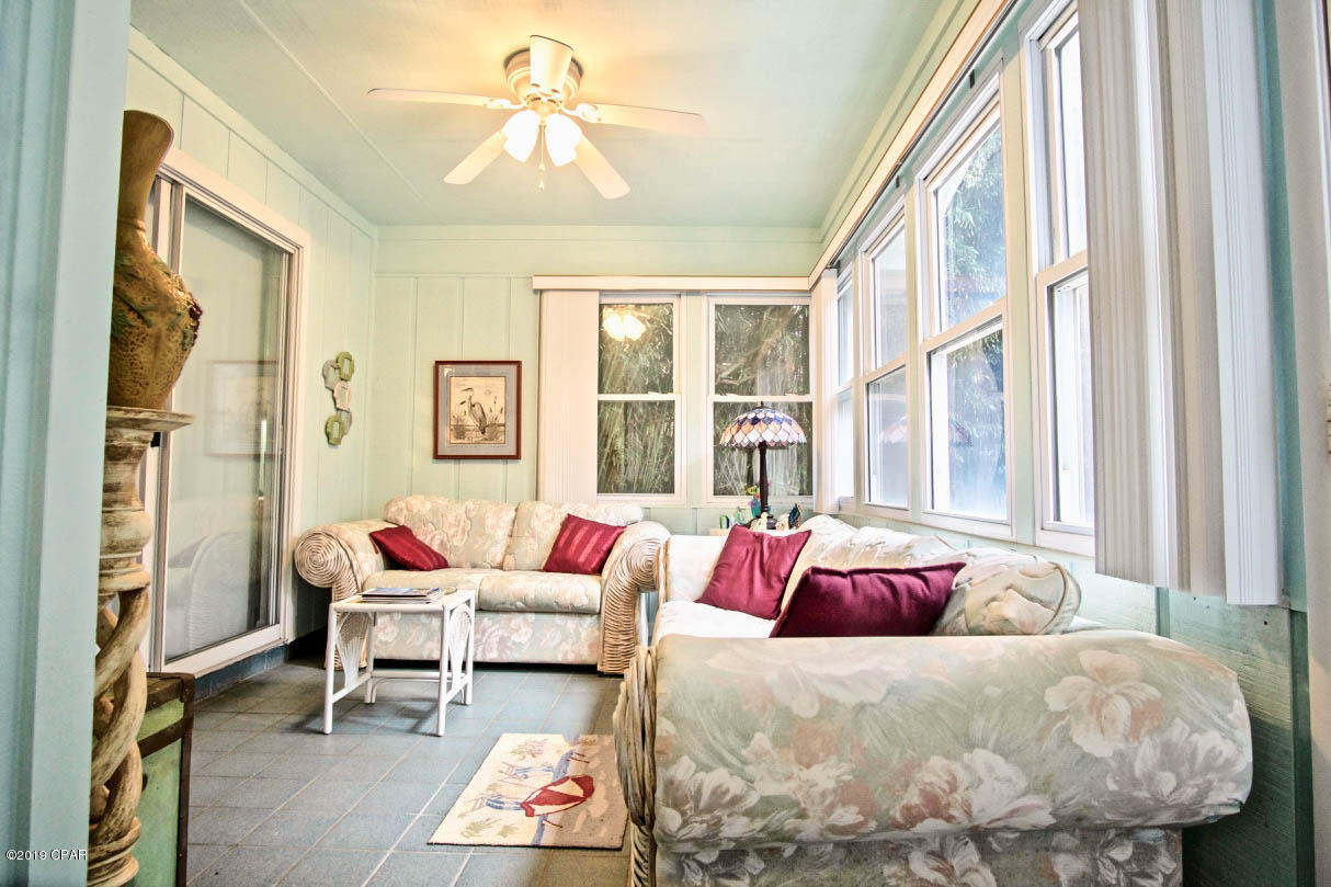 Riviera Beach - Residential