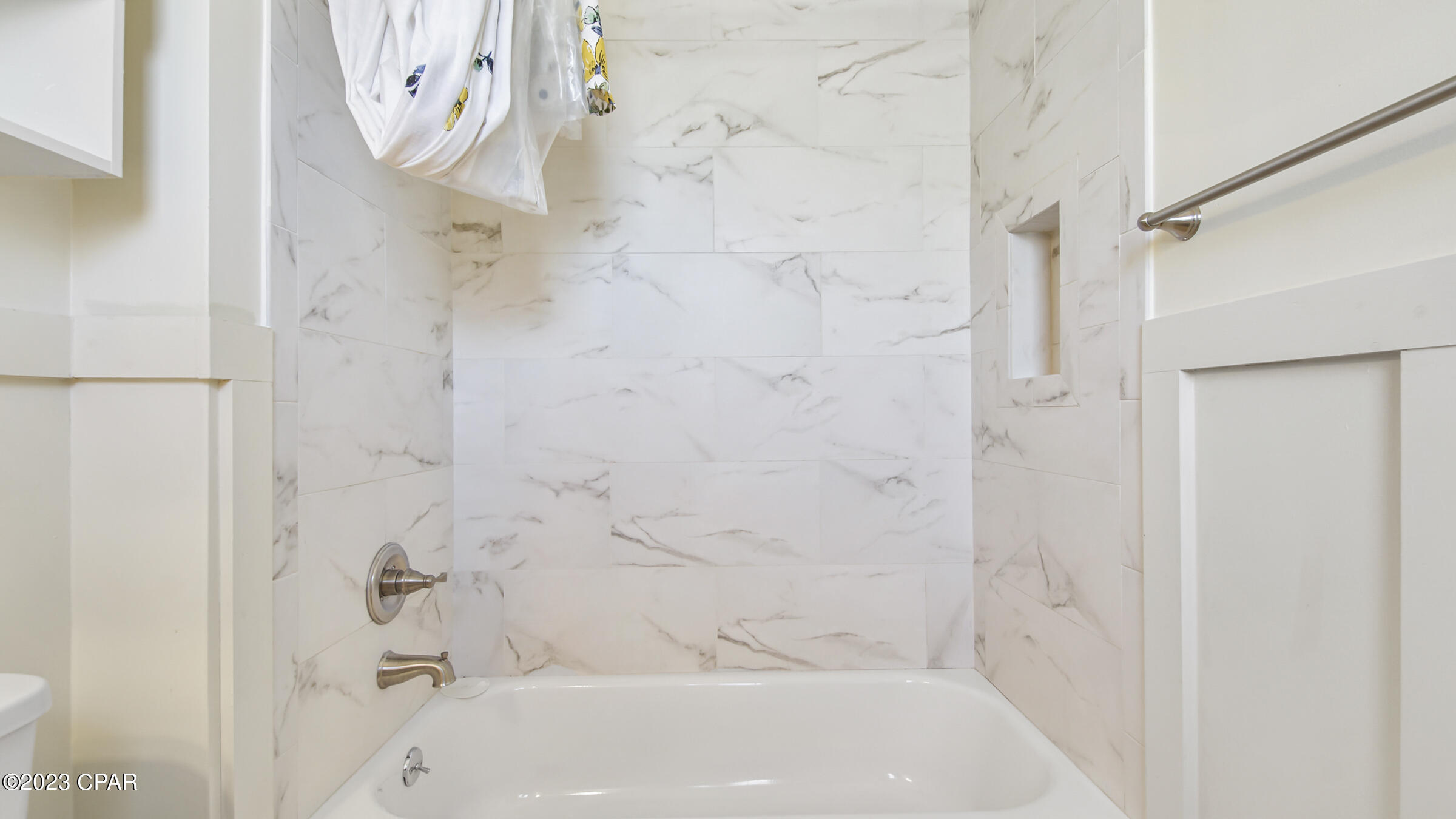 Bay Front Unit 6 - Residential