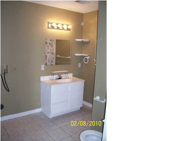 Riviera Beach - Residential Lease