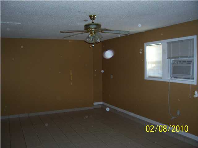 Riviera Beach - Residential Lease