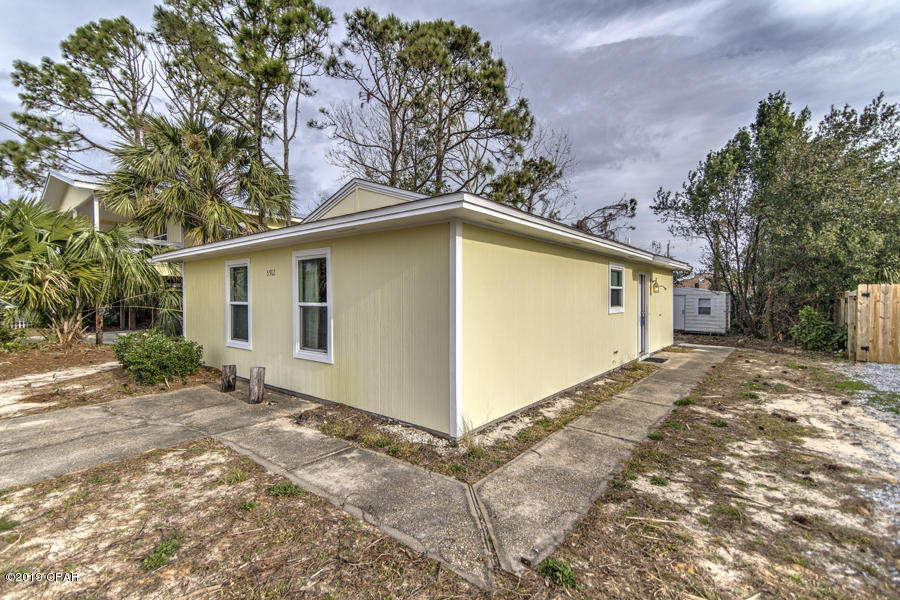 [No Recorded Subdiv] - Residential