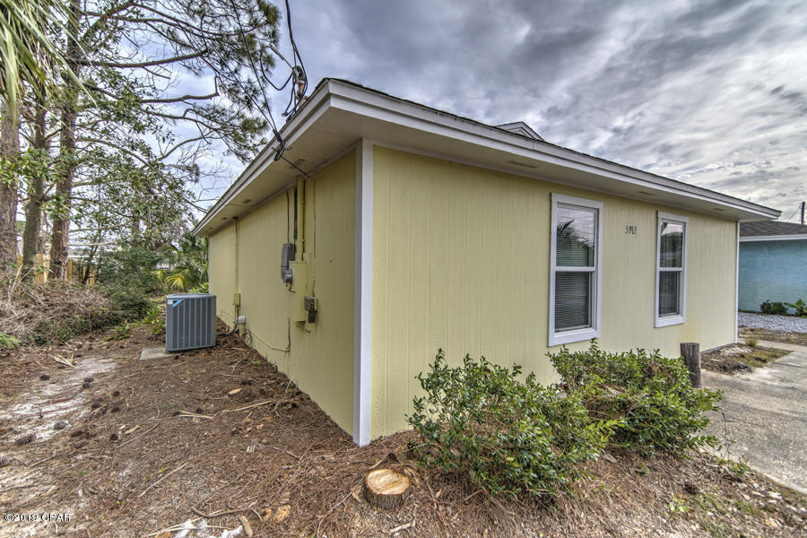 [No Recorded Subdiv] - Residential