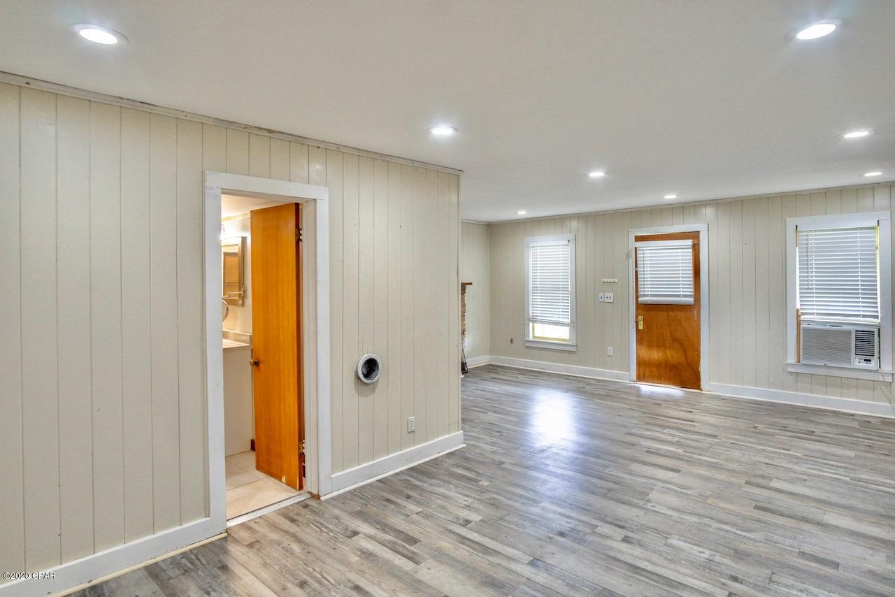 [No Recorded Subdiv] - Land