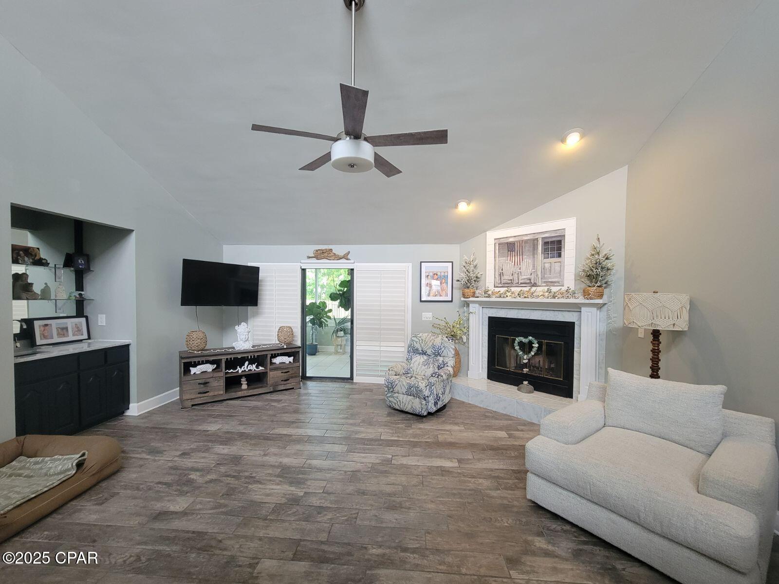 Bay Point Unit 1 - Residential Lease