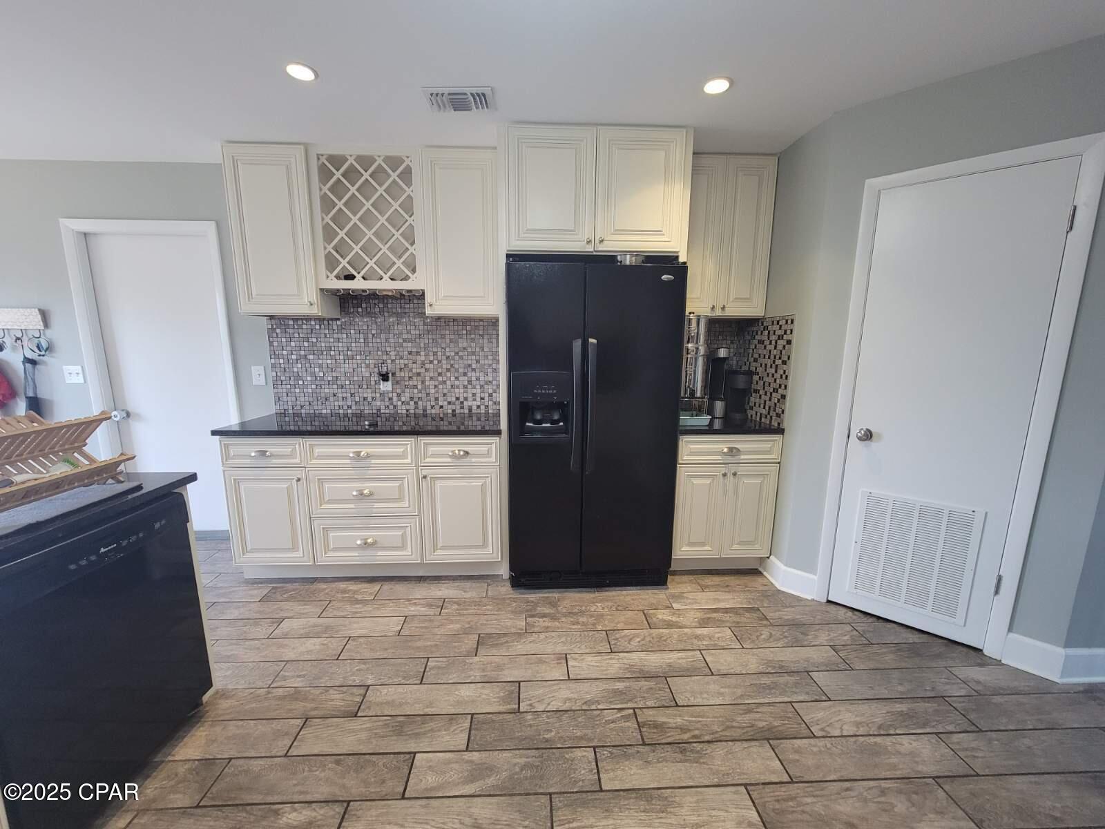 Bay Point Unit 1 - Residential Lease