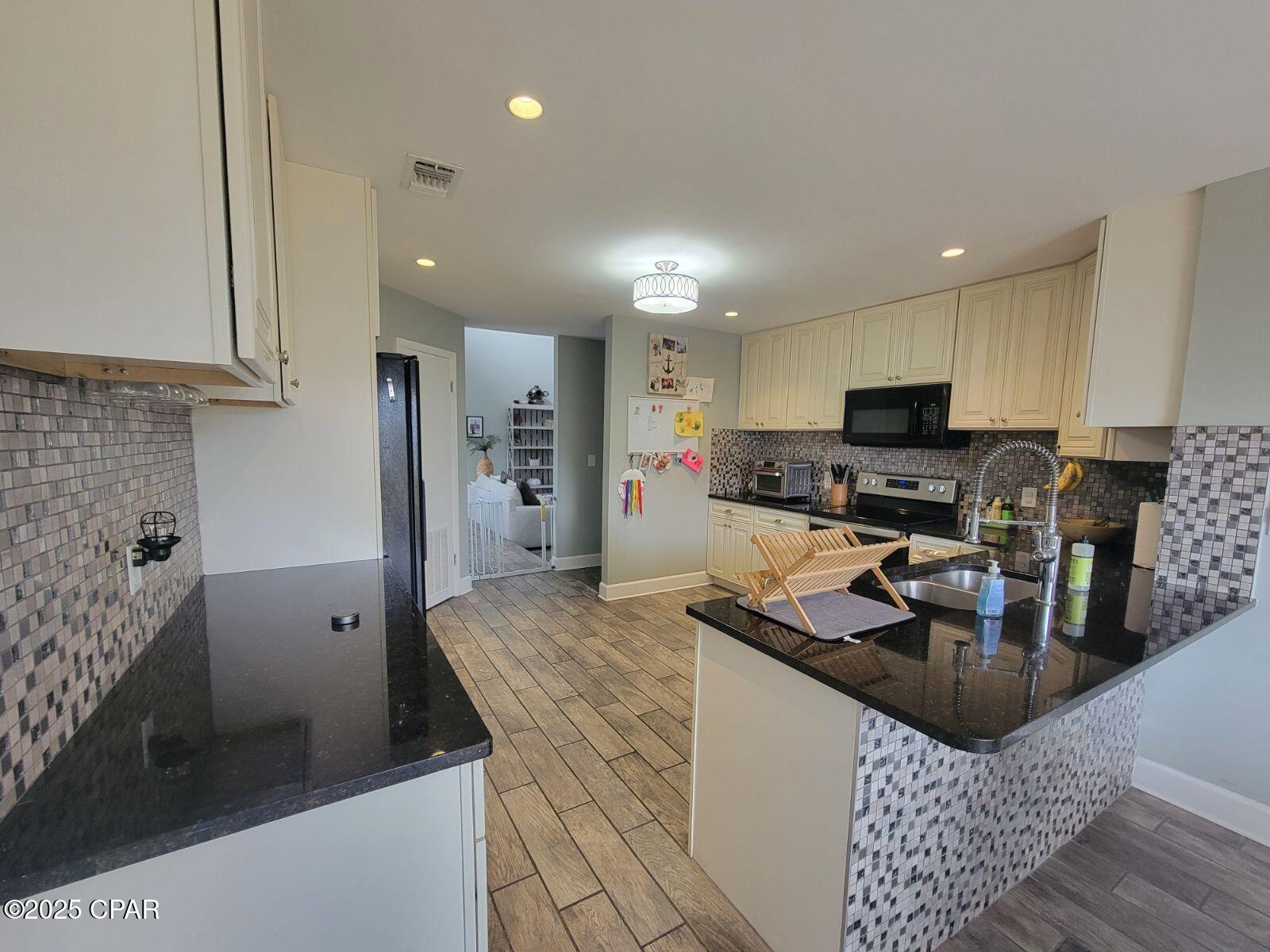 Bay Point Unit 1 - Residential Lease