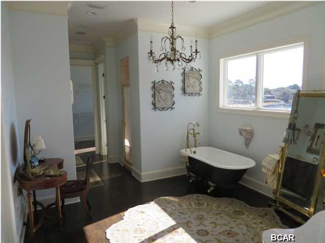 Kings Point - Residential