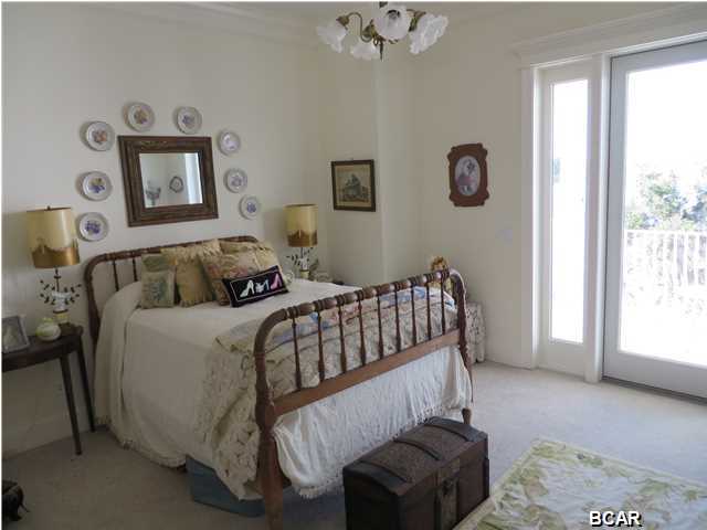 Kings Point - Residential