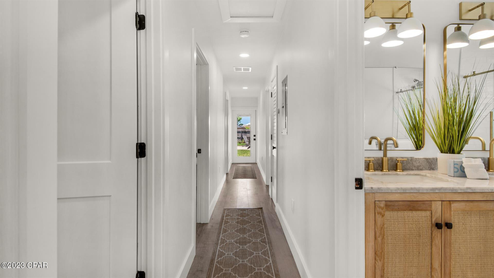 Kiska Beach - Residential