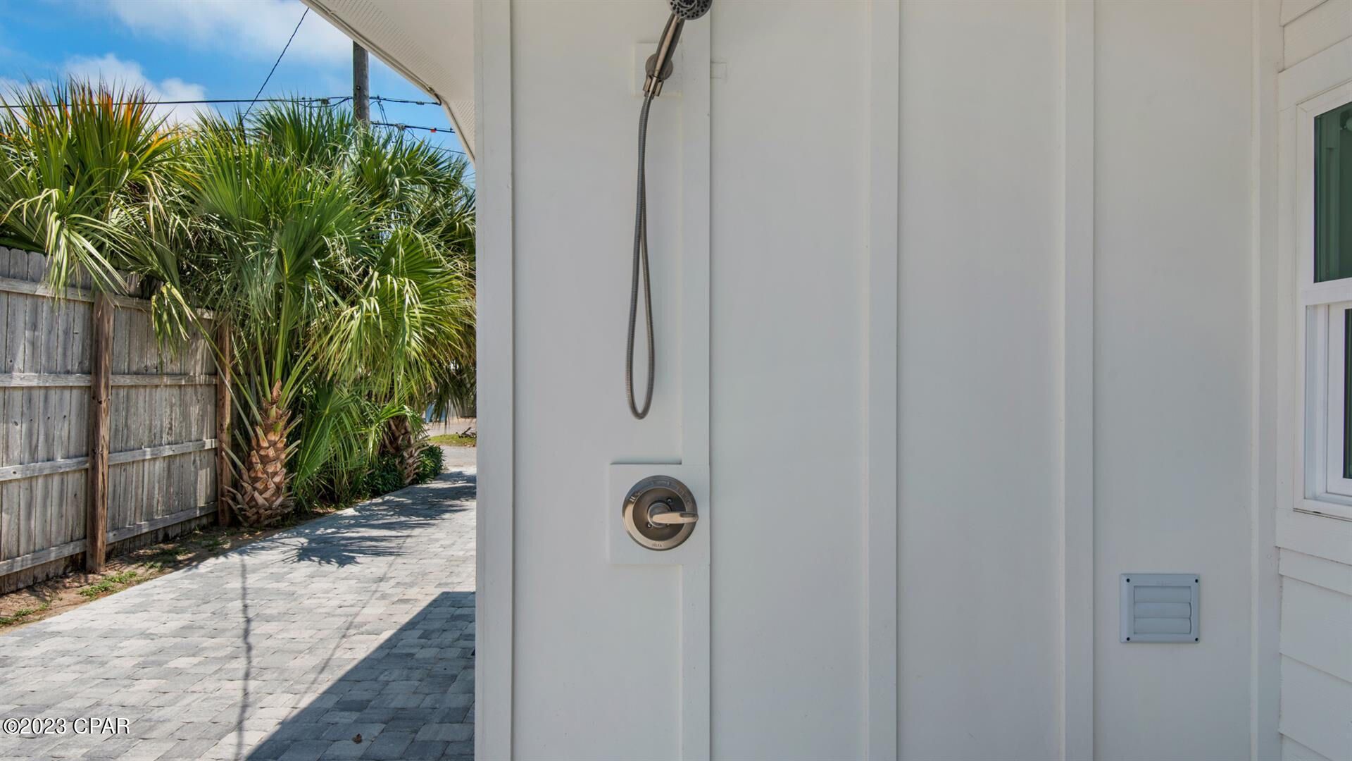 Kiska Beach - Residential