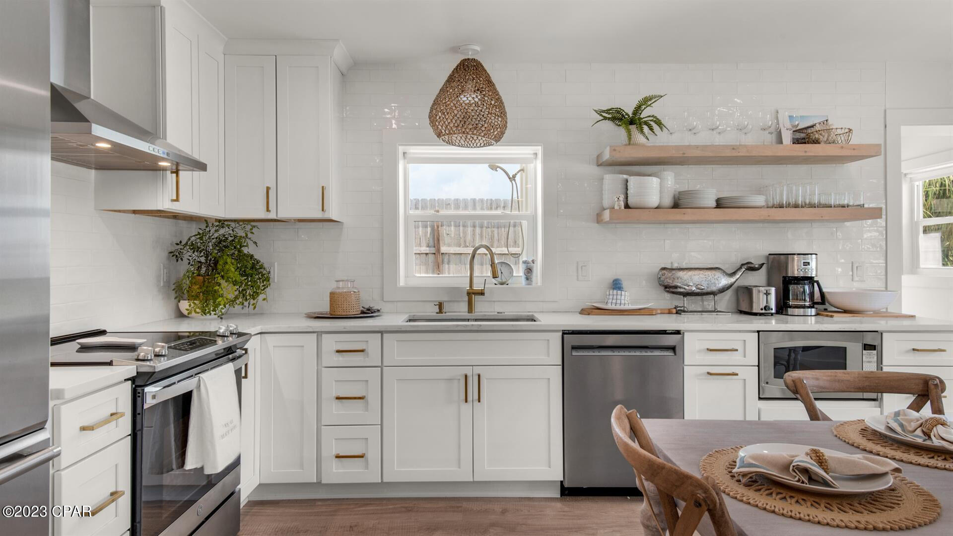 Kiska Beach - Residential