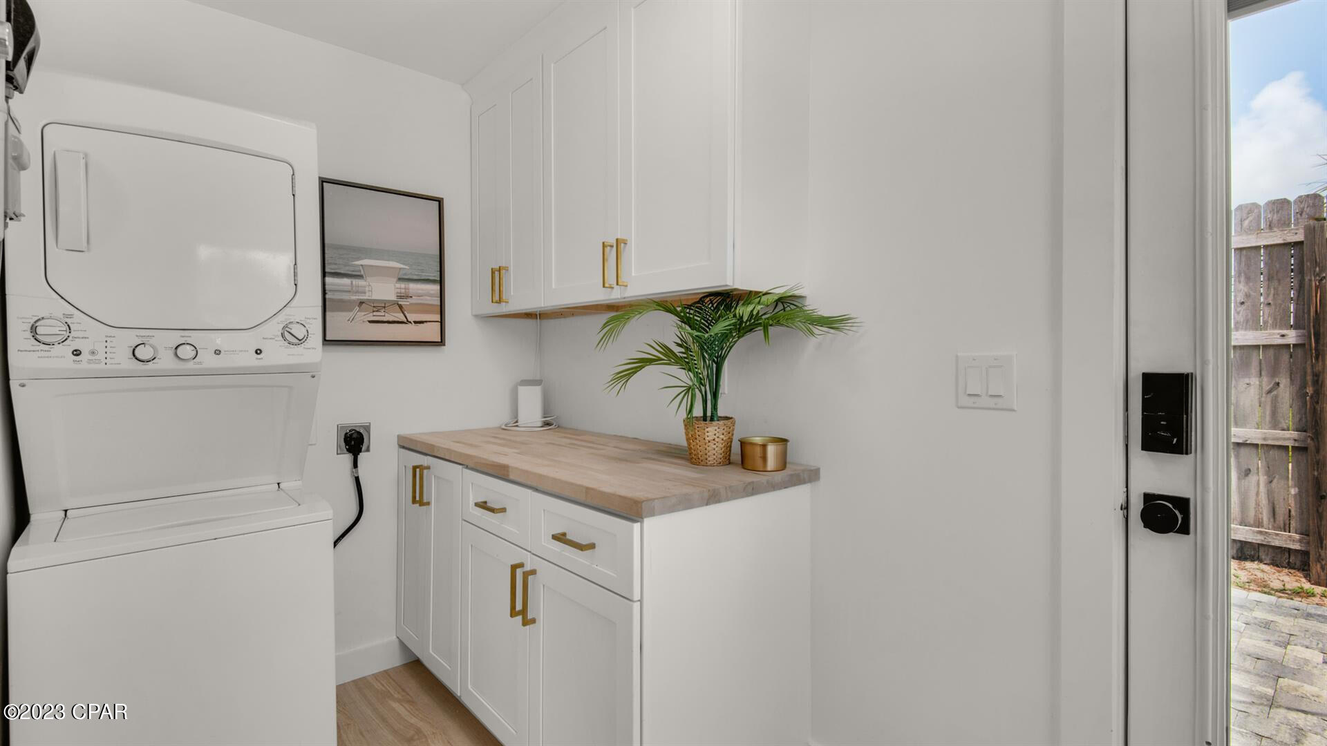 Kiska Beach - Residential