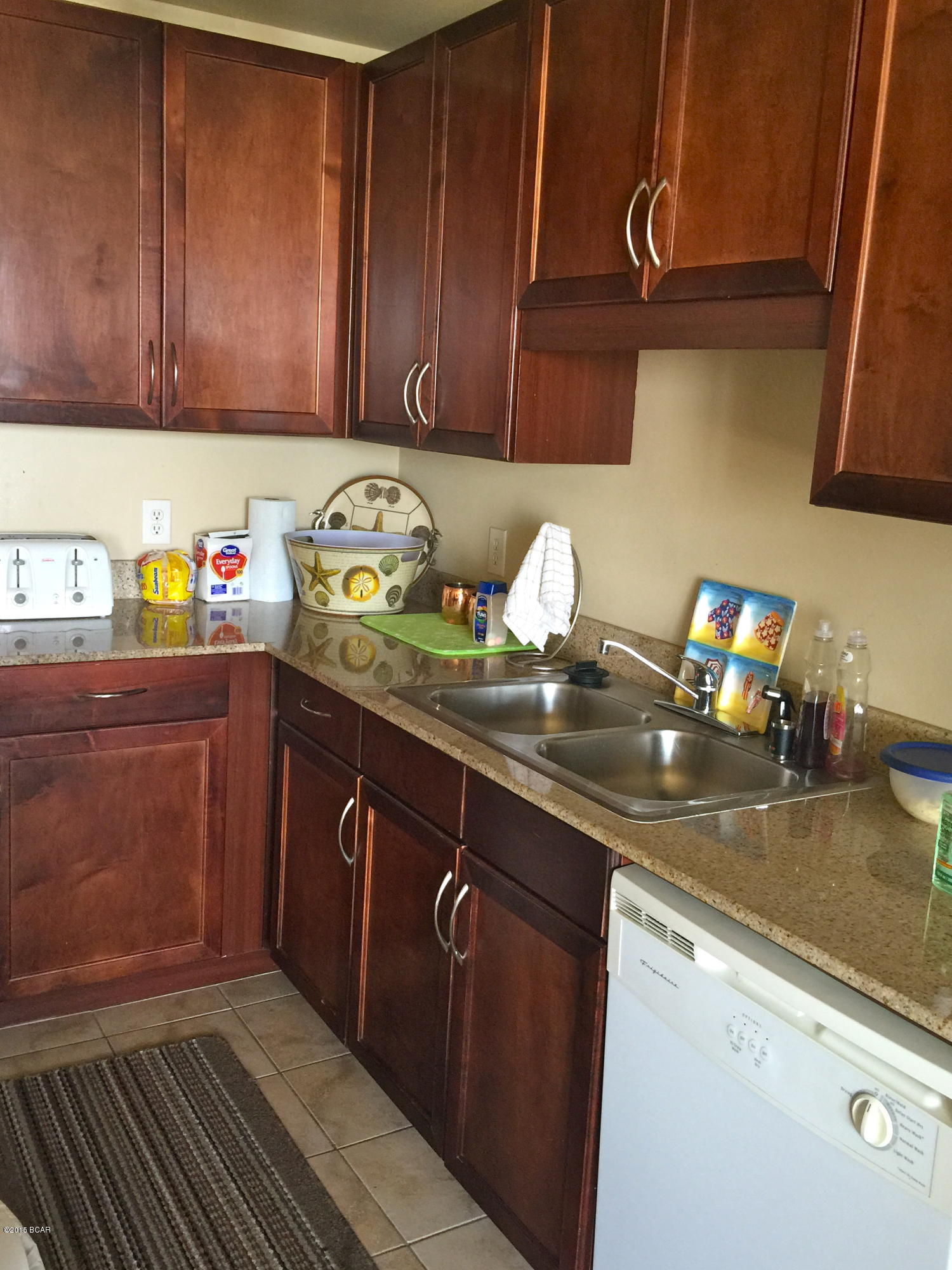 Laketown Wharf - Residential