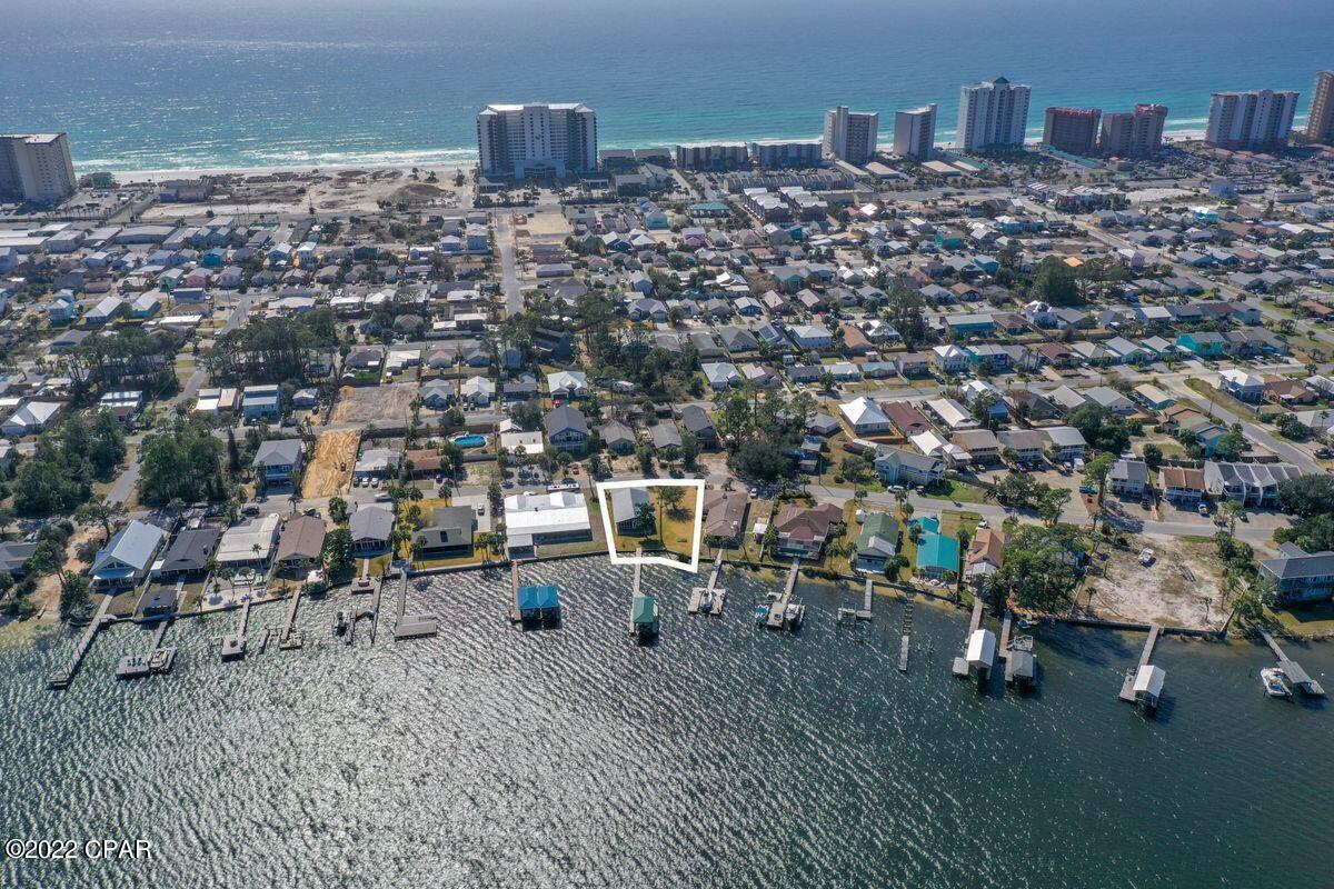 Biltmore Beach 1st Add - Residential