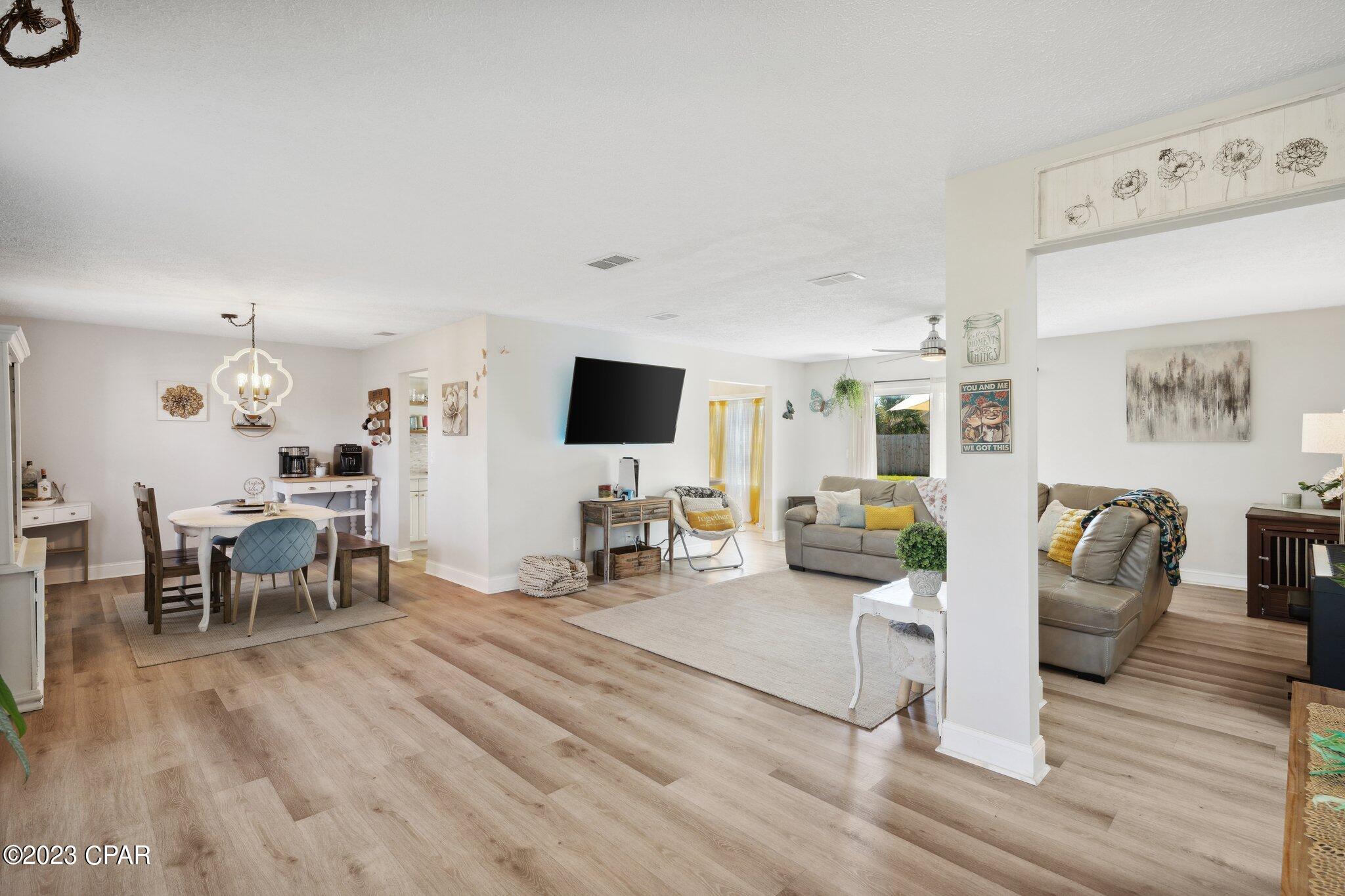 Belaire Estates U-1 Replat - Residential