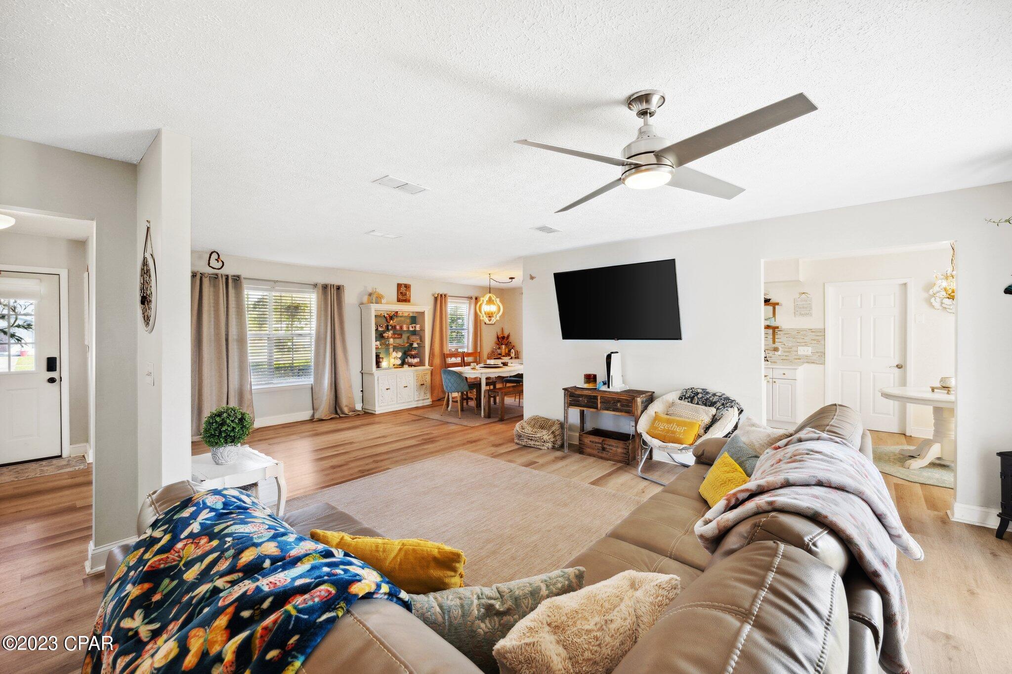 Belaire Estates U-1 Replat - Residential