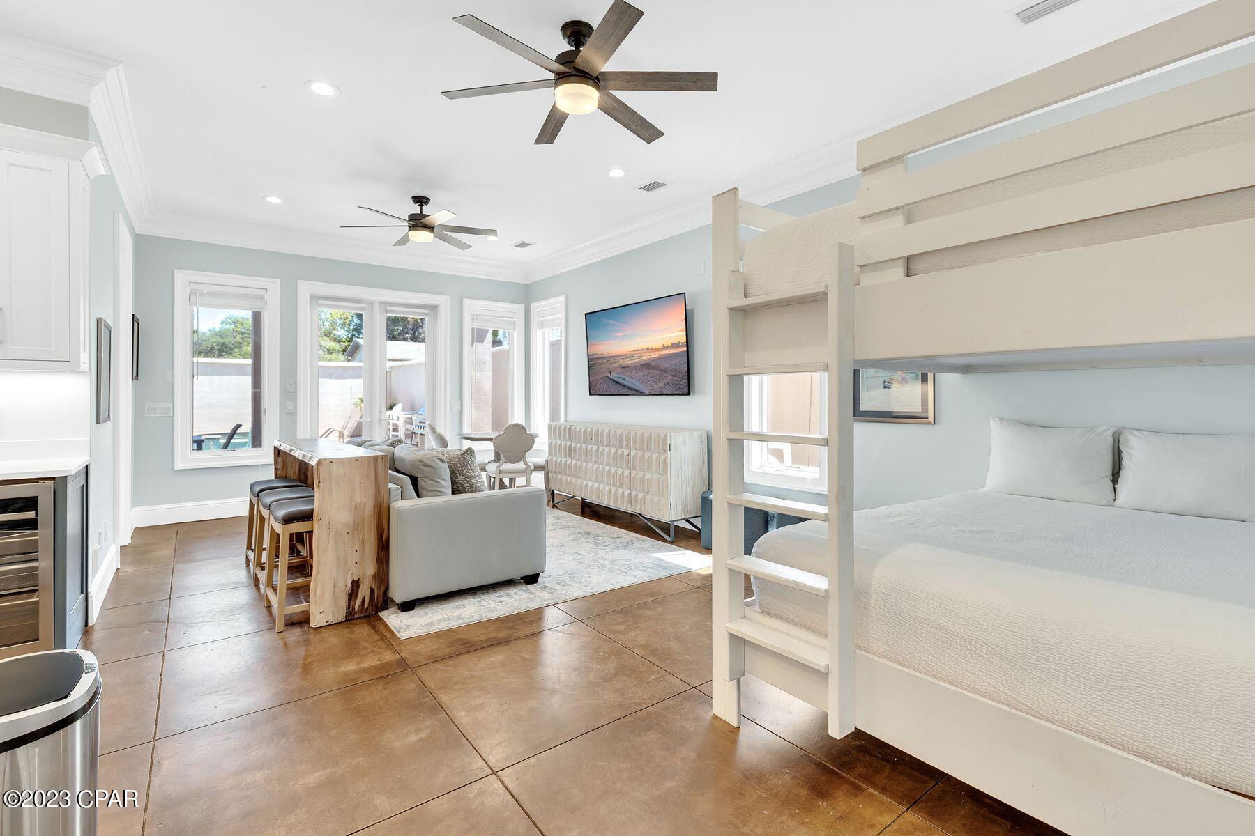 Laguna Legends - Residential