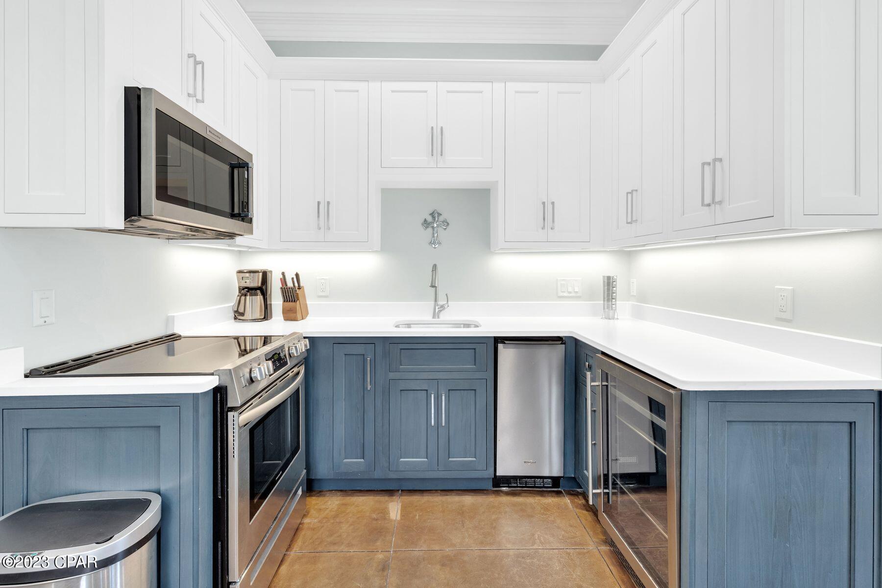 Laguna Legends - Residential