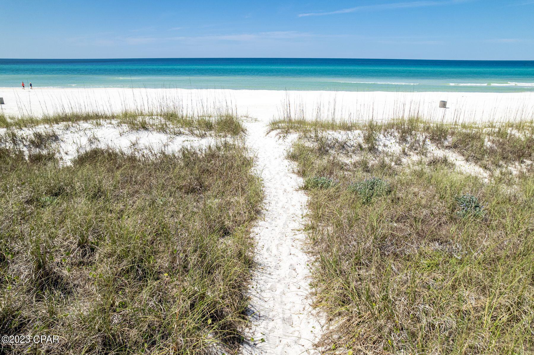 Laguna Legends - Residential