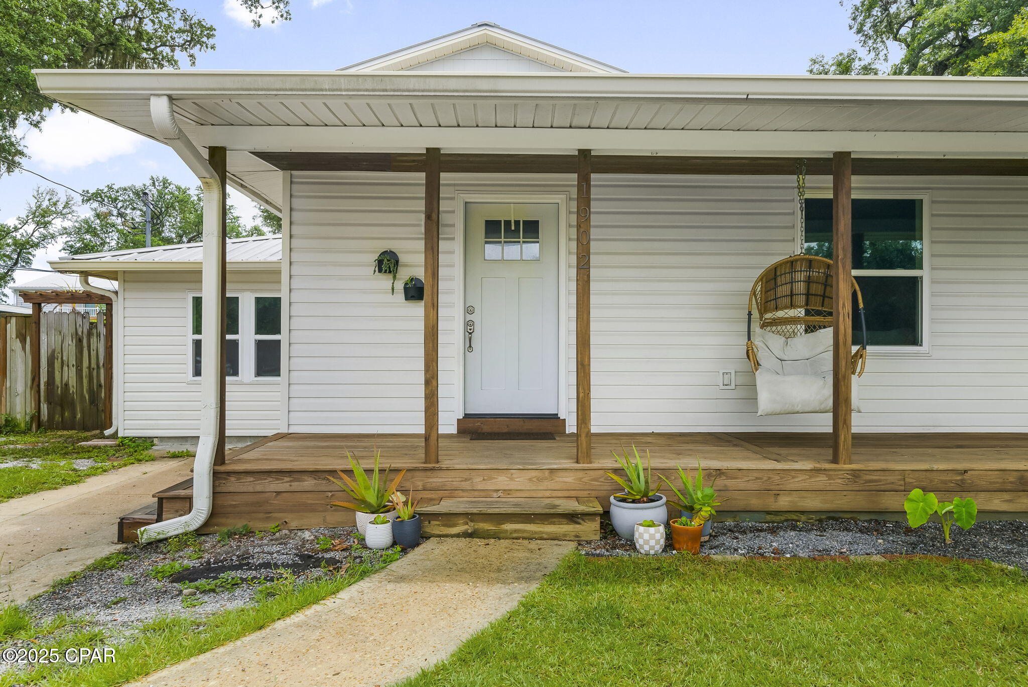 Cove Terrace 2nd Add - Residential