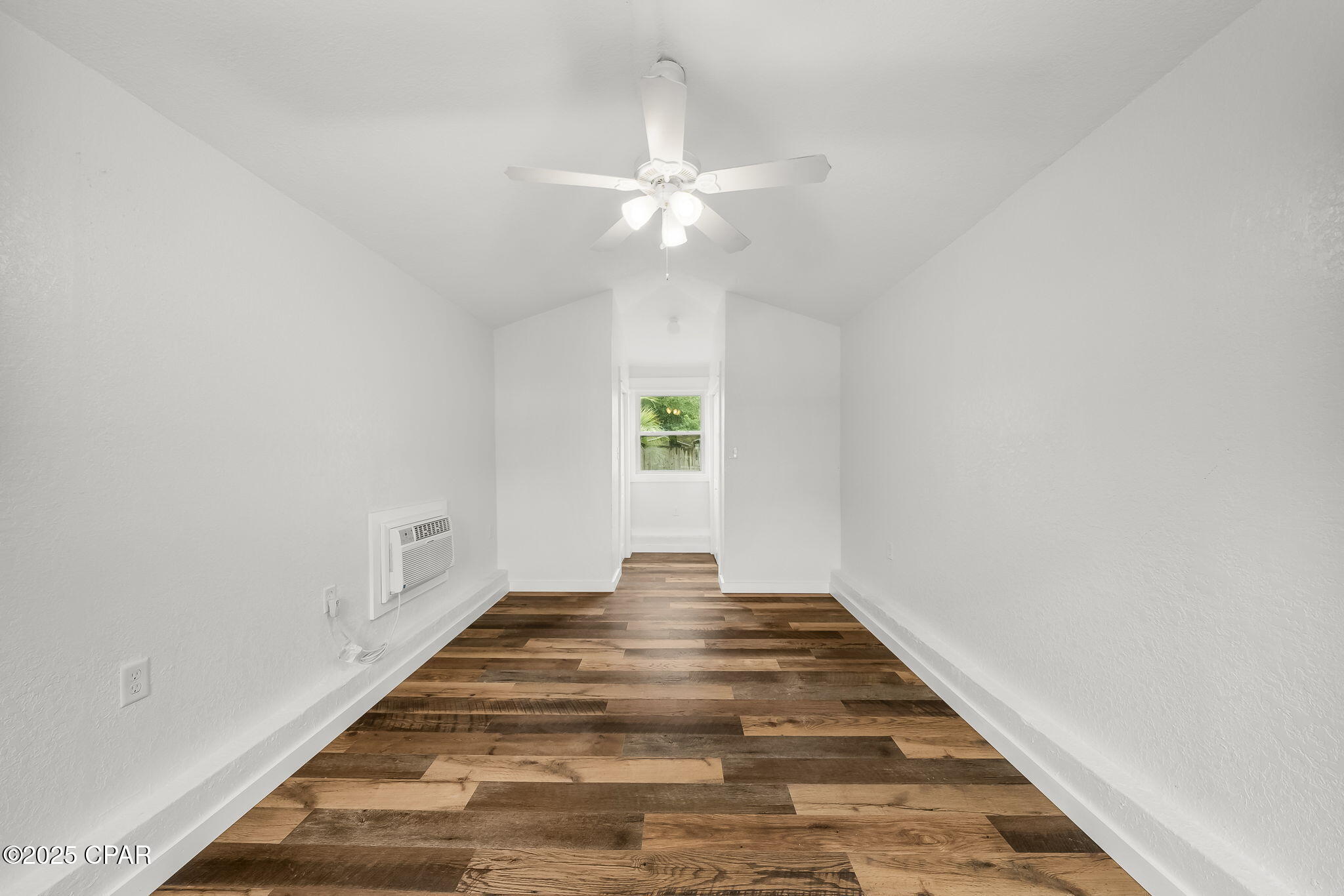 Cove Terrace 2nd Add - Residential