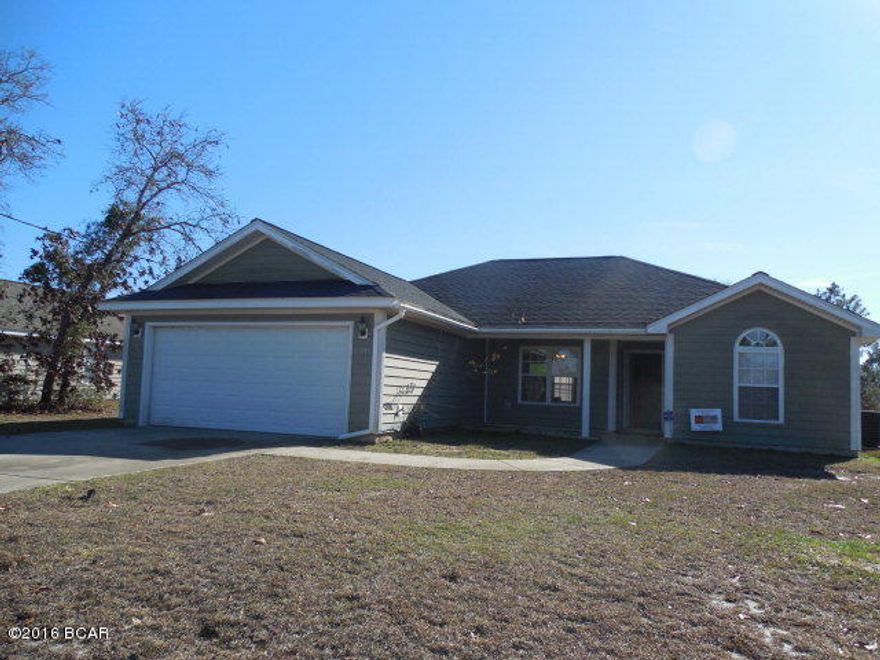 Nice 3 Bedroom 2 bath home Located in Sunny Hills Subdivision! Split bedroom plan with 1423 sq ft, Carpeting and tile flooring. Large Living room with Formal Dining room. Kitchen has breakfast bar and wood cabinets! Master bedroom has trey ceiling with crown molding. Master bath has double sinks! Attached 2 car garage. Home is ready for you to move right into! Home to be sold in the AS-IS condition. Call today for your personal showing! See attachment for PAS requirements and WFHM offer submittal information in MLS document section. To report any concerns with a listing broker/agent or to report any property condition or other concern needing escalation, including concerns related to a previously submitted offer or information on how to place an offer, please call: 1-877-617-5274.