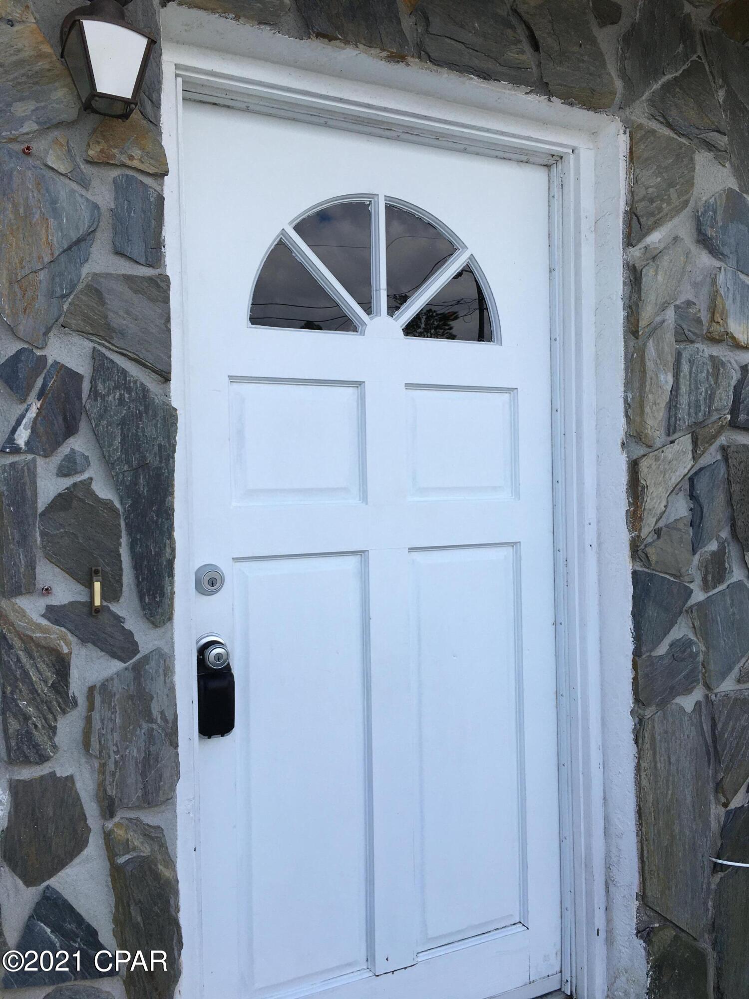 [No Recorded Subdiv] - Residential