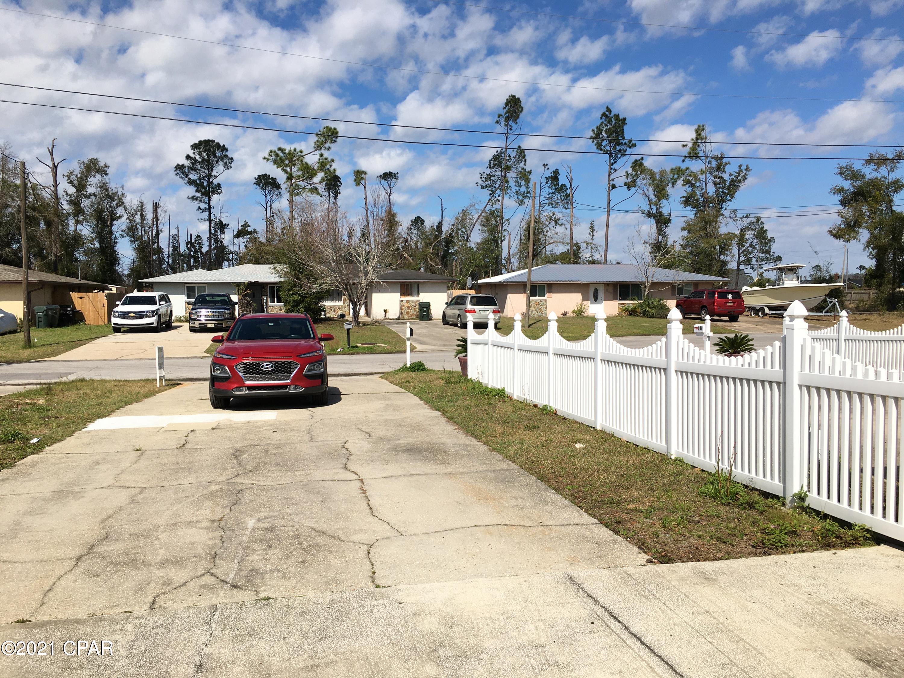 [No Recorded Subdiv] - Residential