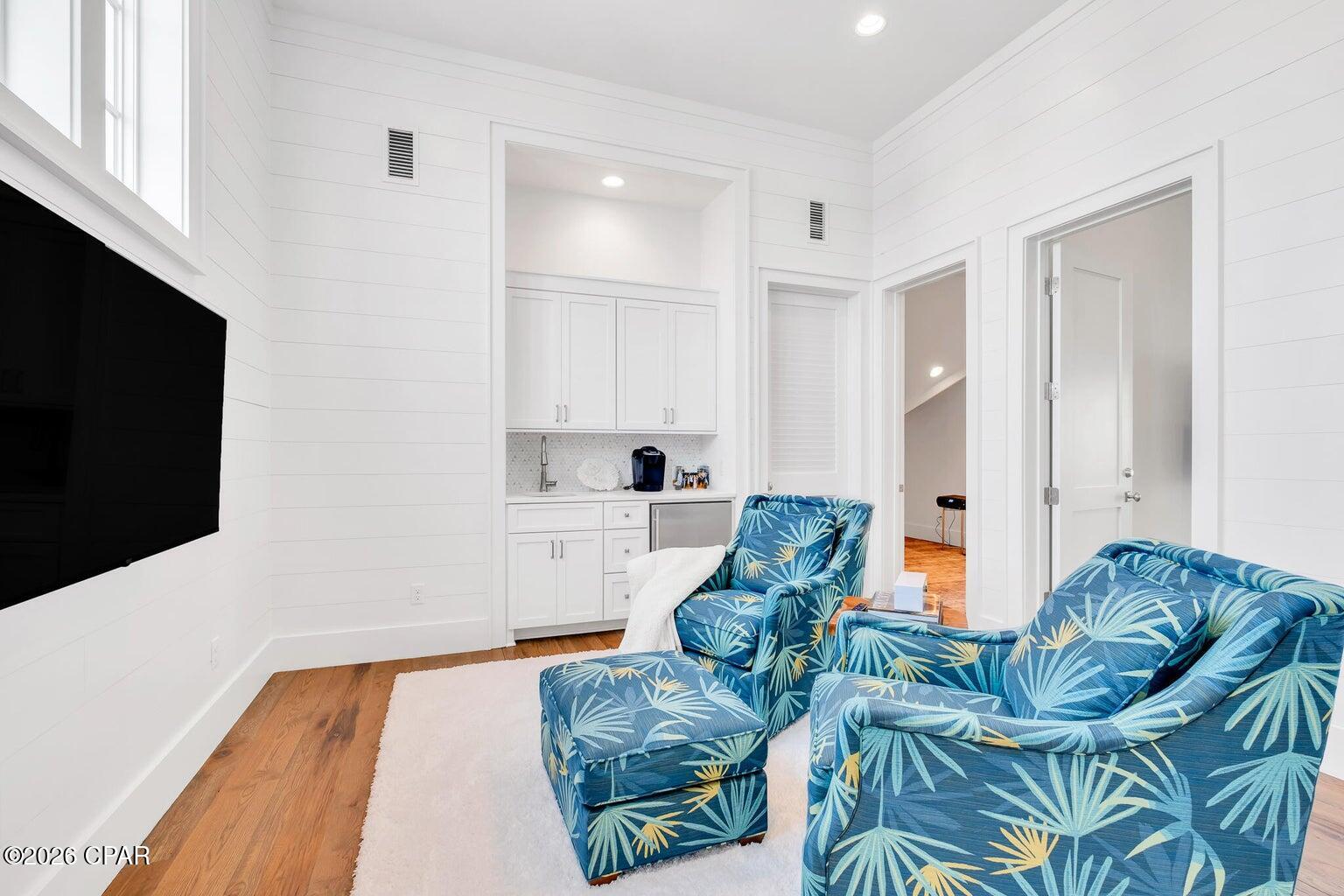 Eastern Lake - Residential