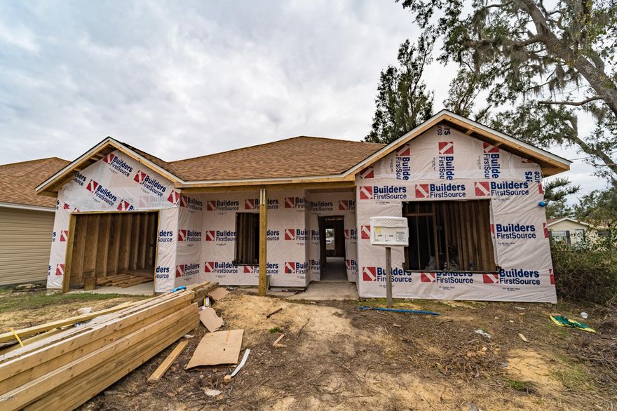 CURRENTLY UNDER CONTRACT, SELLER ACCEPTING BACKUP OFFERS Great opportunity to be on the cutting edge of the growing community of Southport! This new construction home should be completed in a few months. Keep an eye out....This home has many nice features such as it's large open dining/kitchen area. It opens to the living area, split bedroom floor plan and lots of natural light. Other nice details are the granite countertops in the bathrooms and kitchen, the spacious walk in closet in the master bedroom and a separate utility room. This area of Southport is located close to great fishing and boating off Fanning Bayou which has gulf access! The quaint Lynn Haven community is just over the Bailey Bridge. Come on by and check this home out!