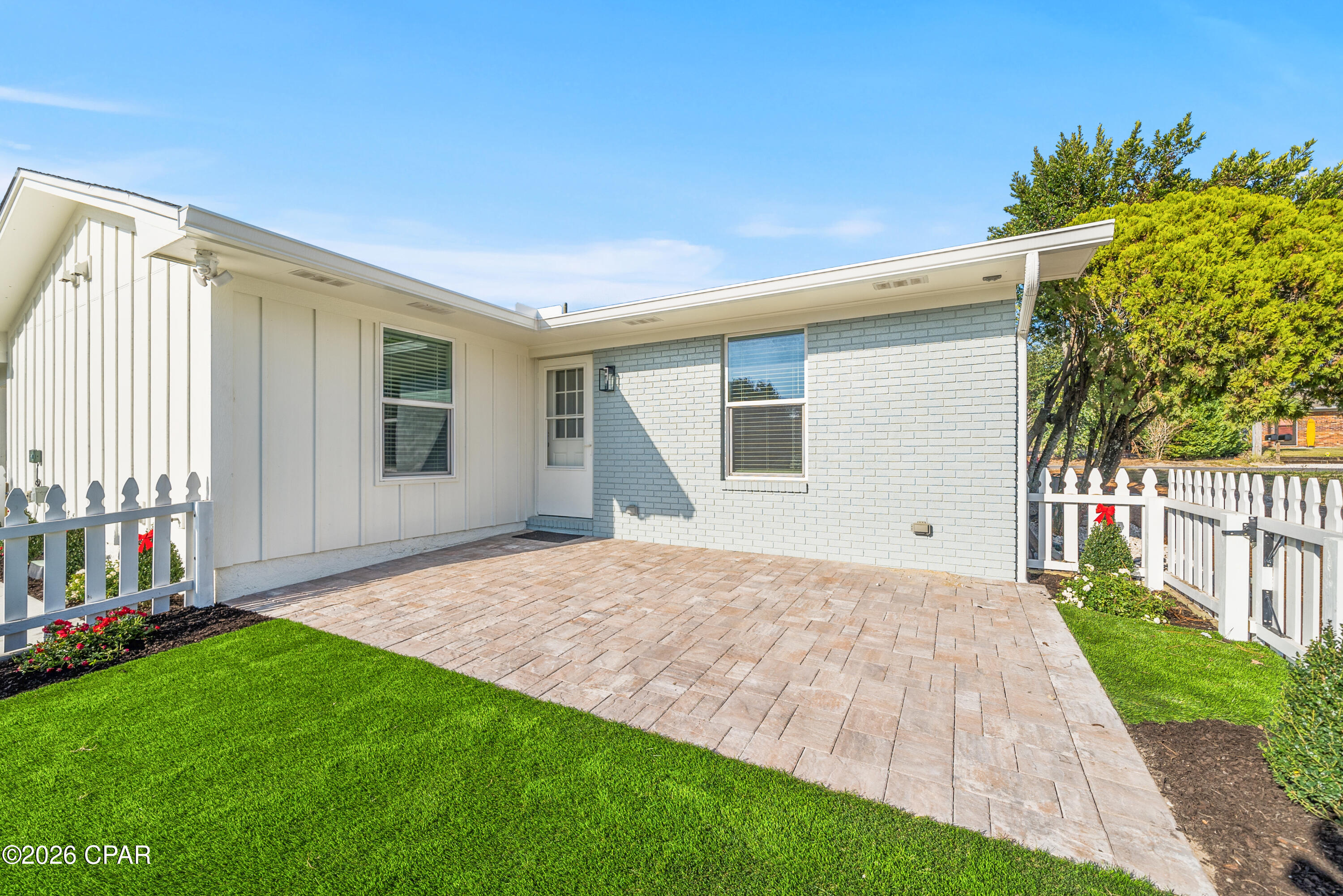 Lakeside Villas - Residential Lease