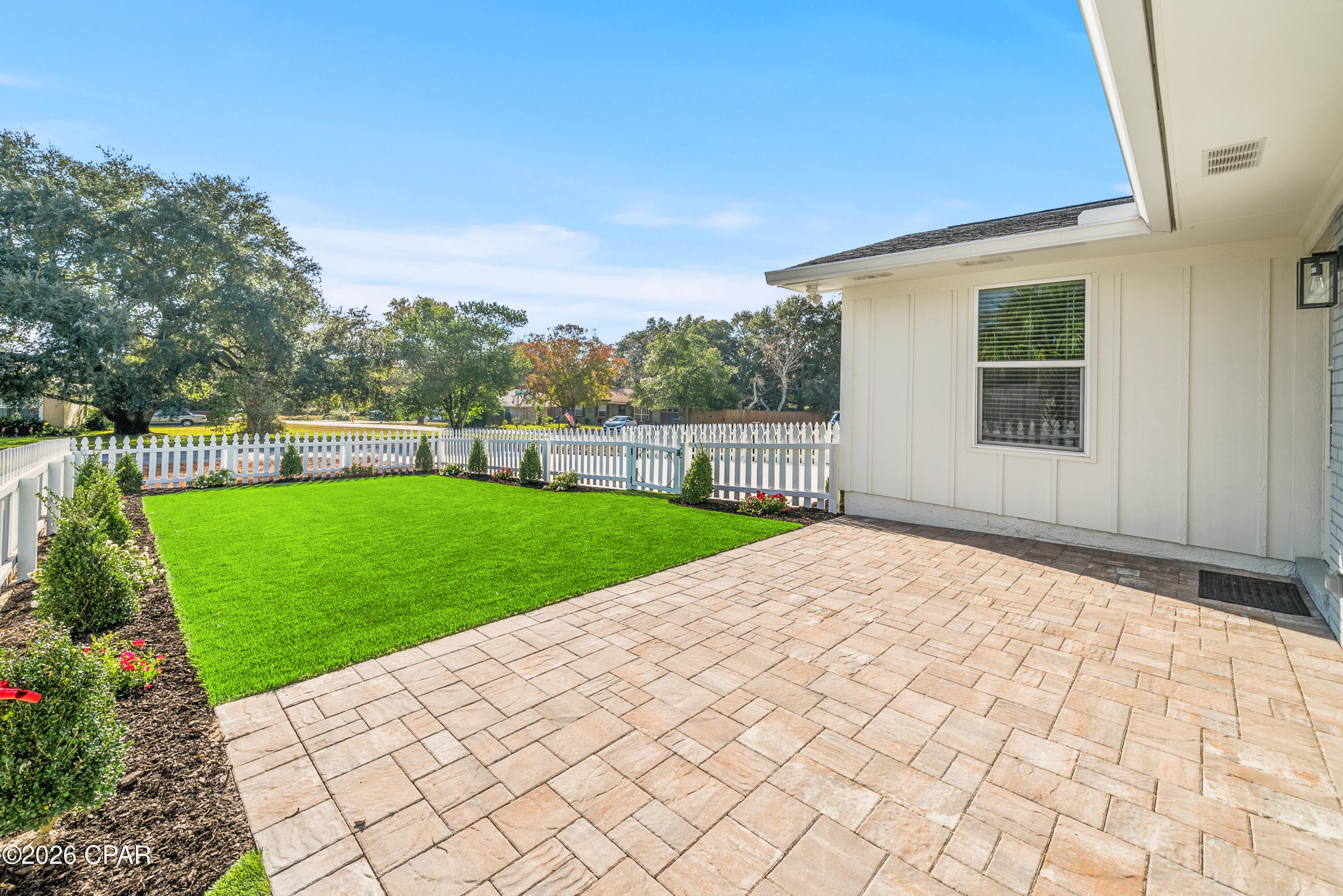 Lakeside Villas - Residential Lease