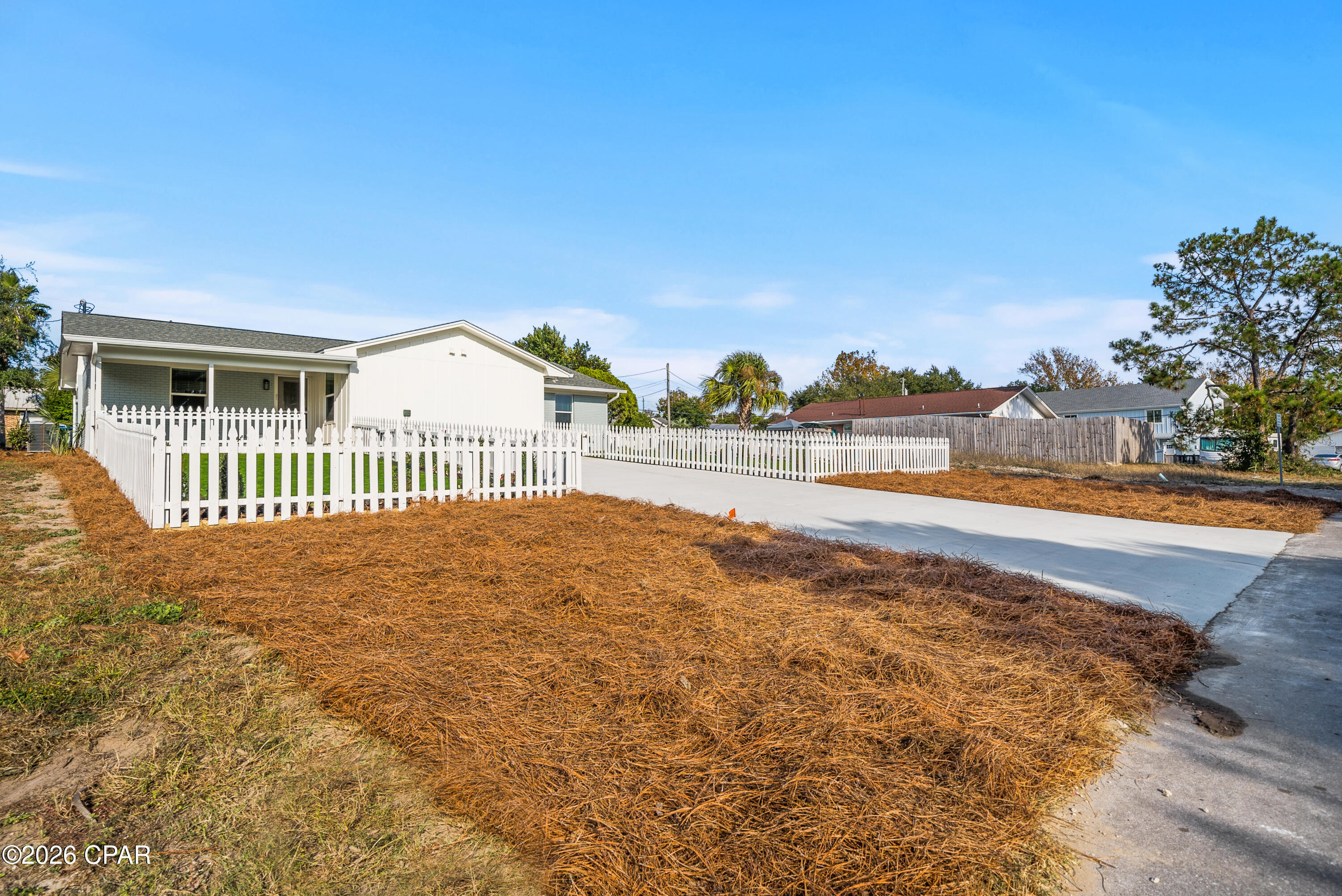 Lakeside Villas - Residential Lease