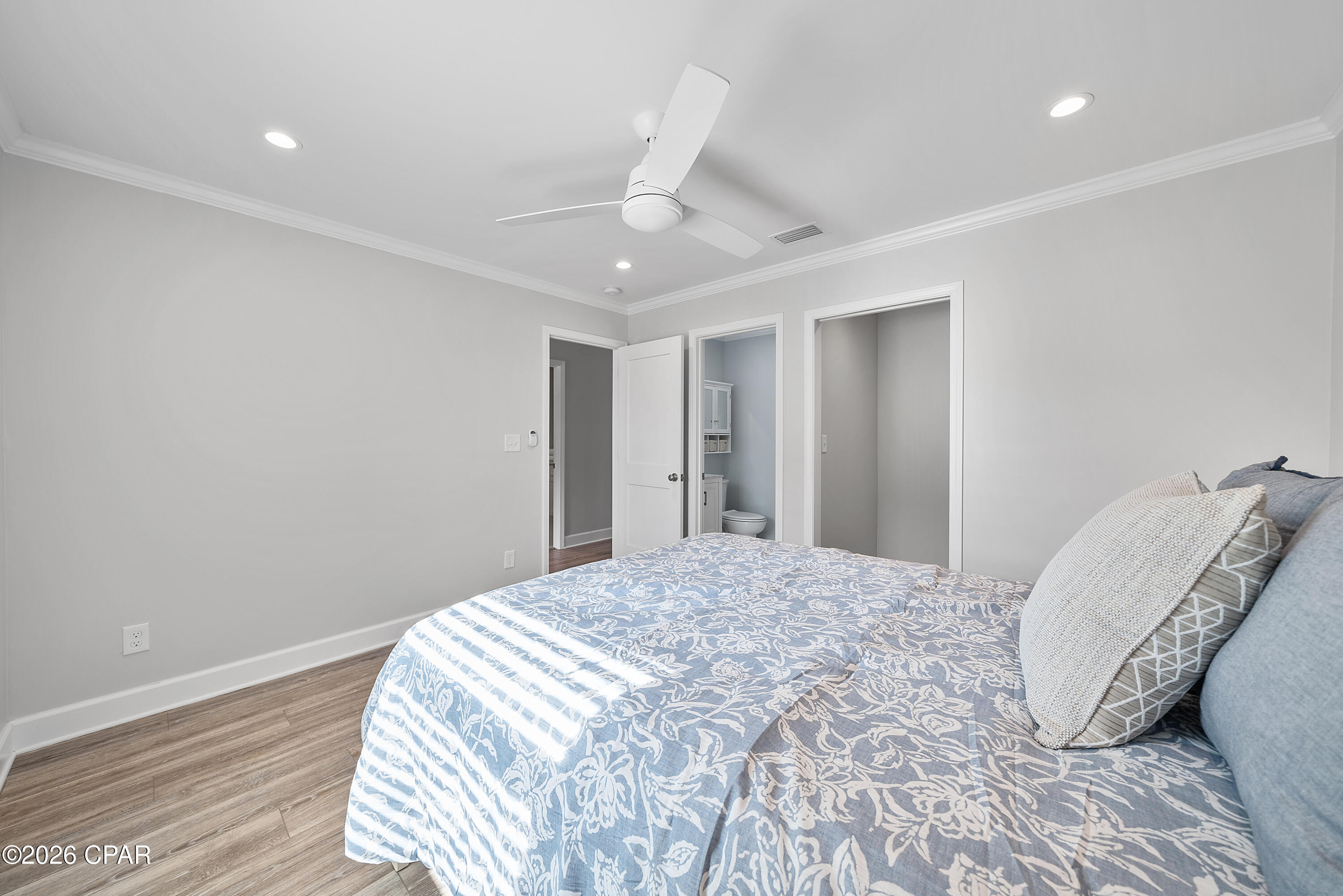 Lakeside Villas - Residential Lease