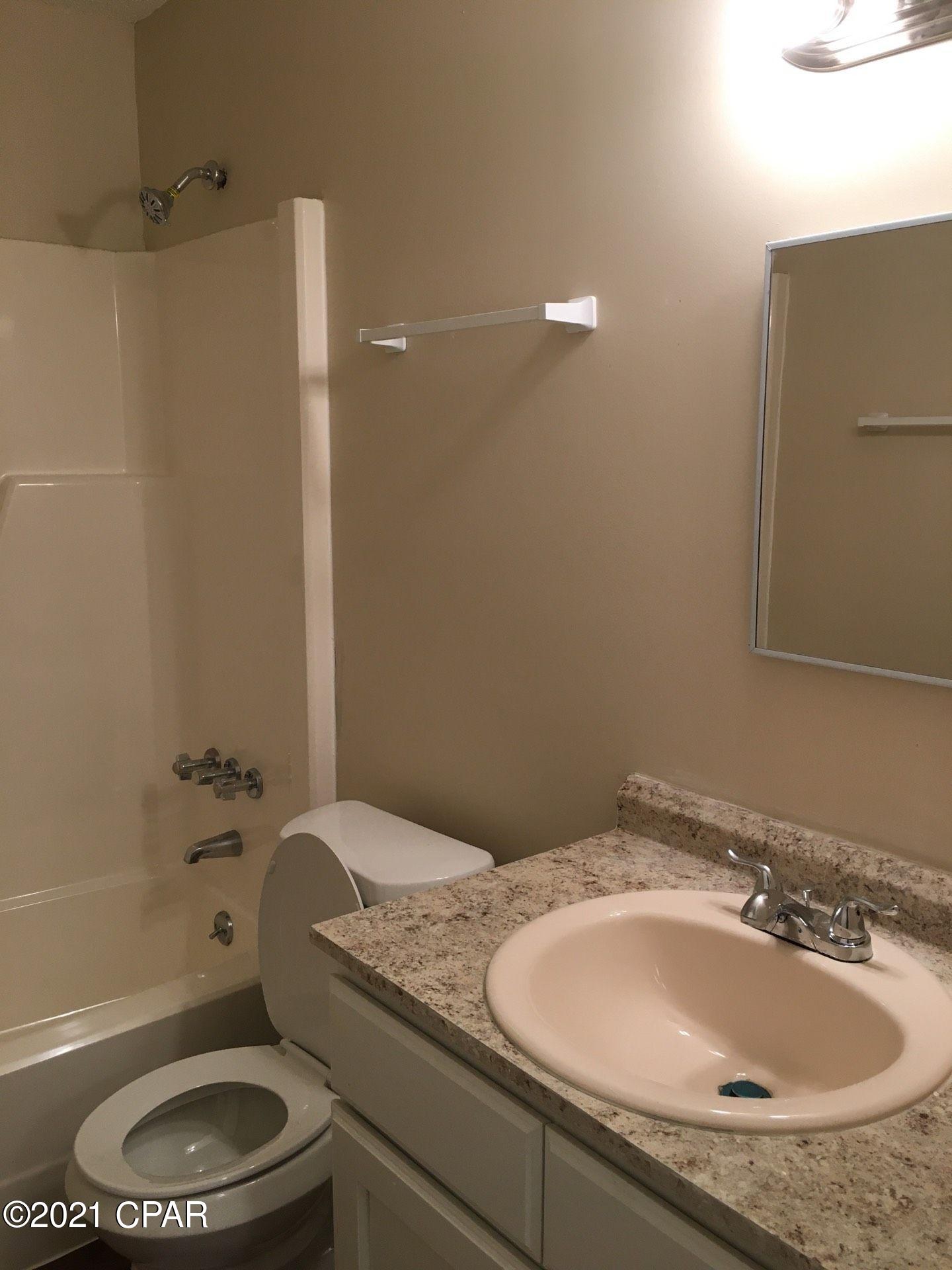 [No Recorded Subdiv] - Residential Lease