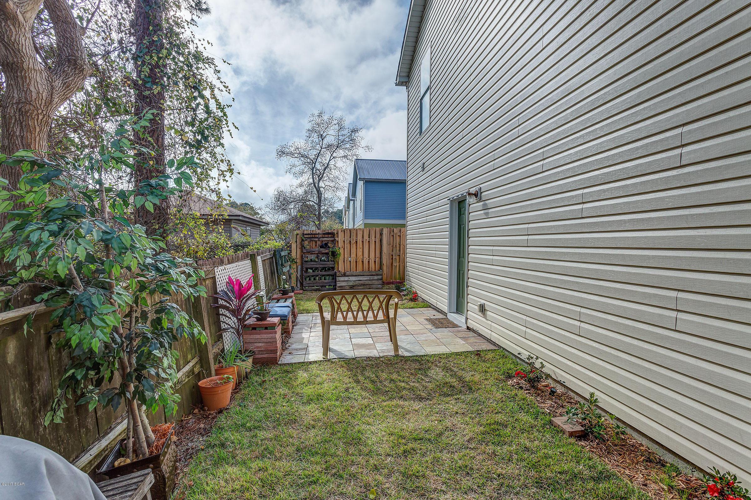 Hidden Lagoon - Residential