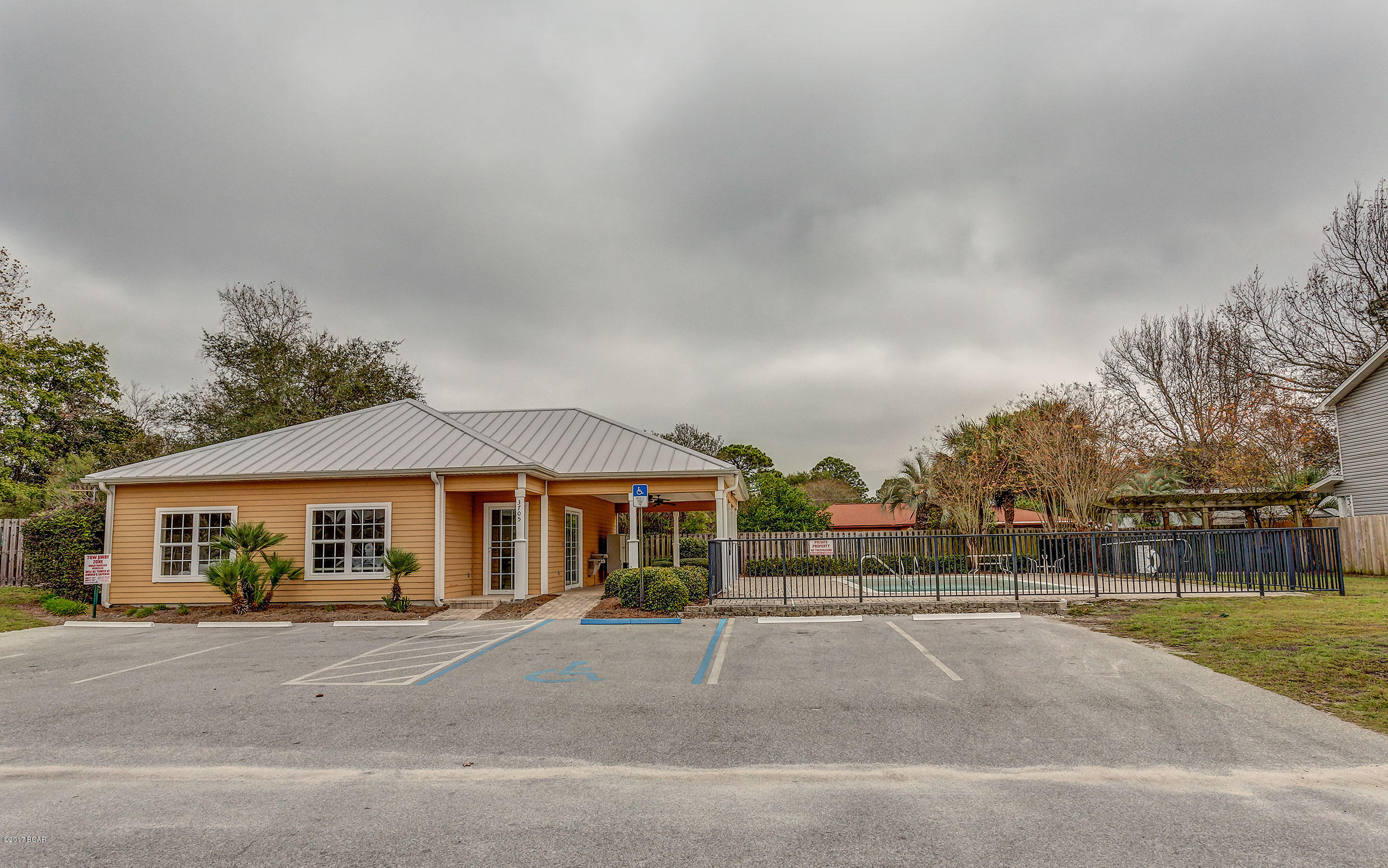Hidden Lagoon - Residential