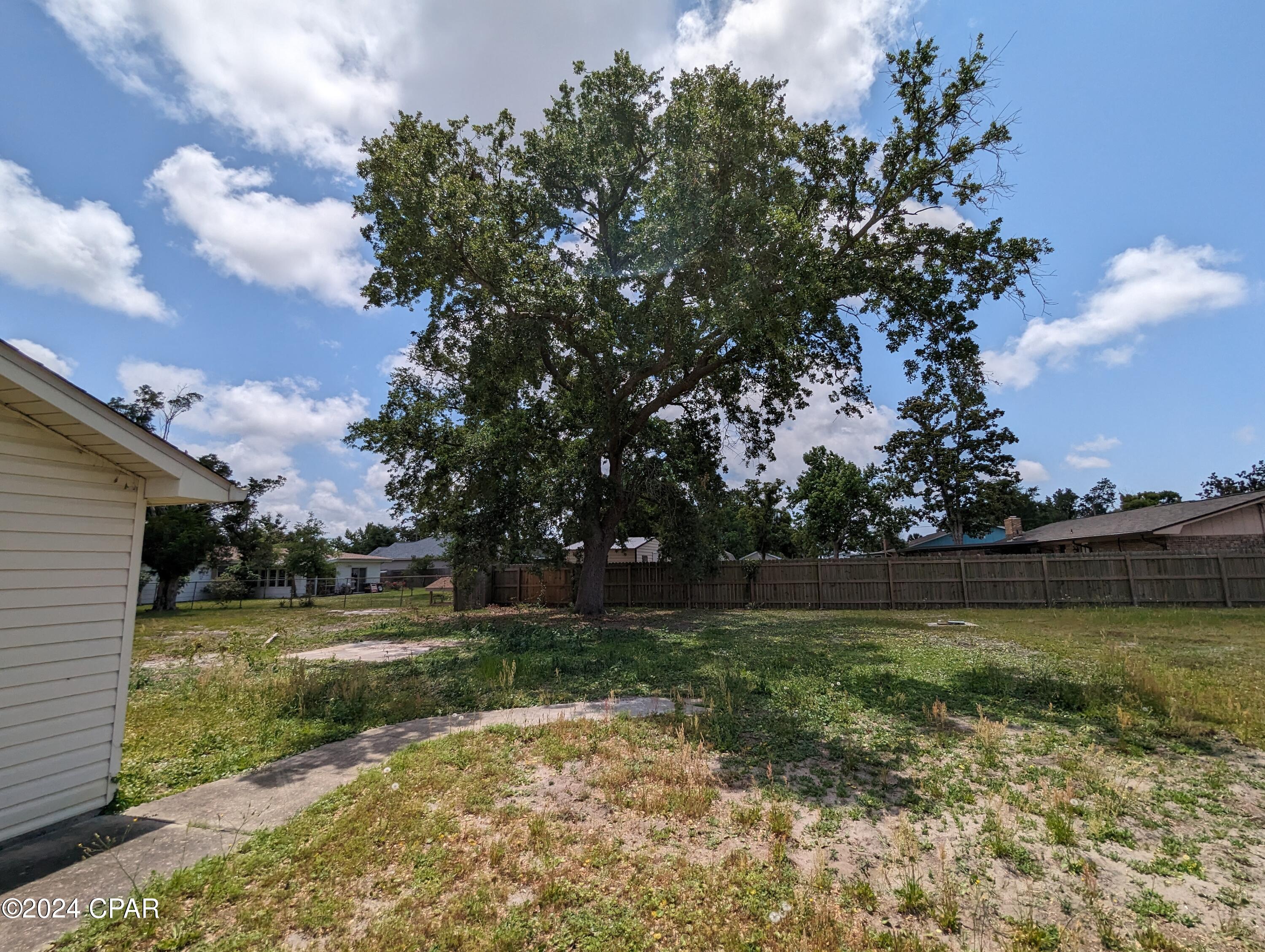 Bay Park Manor Revised C&I - Land