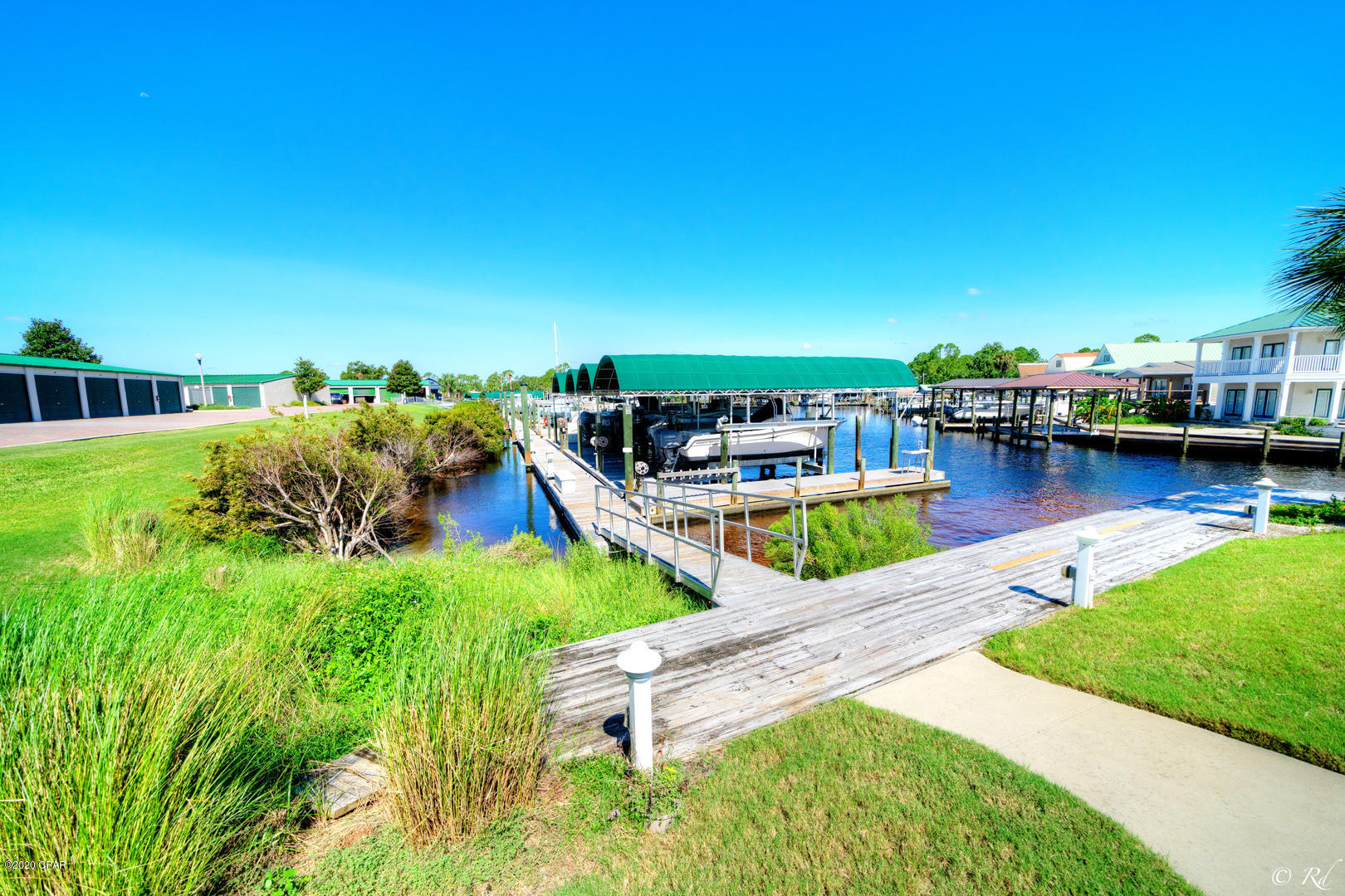 Hibiscus By The Bay - Residential