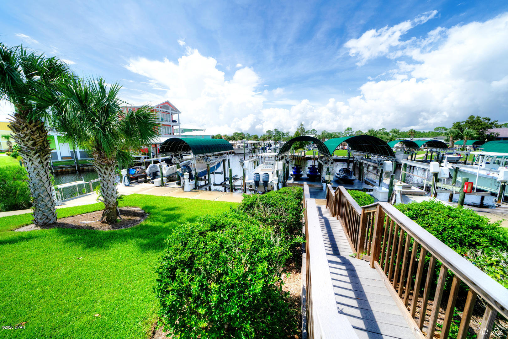 Hibiscus By The Bay - Residential