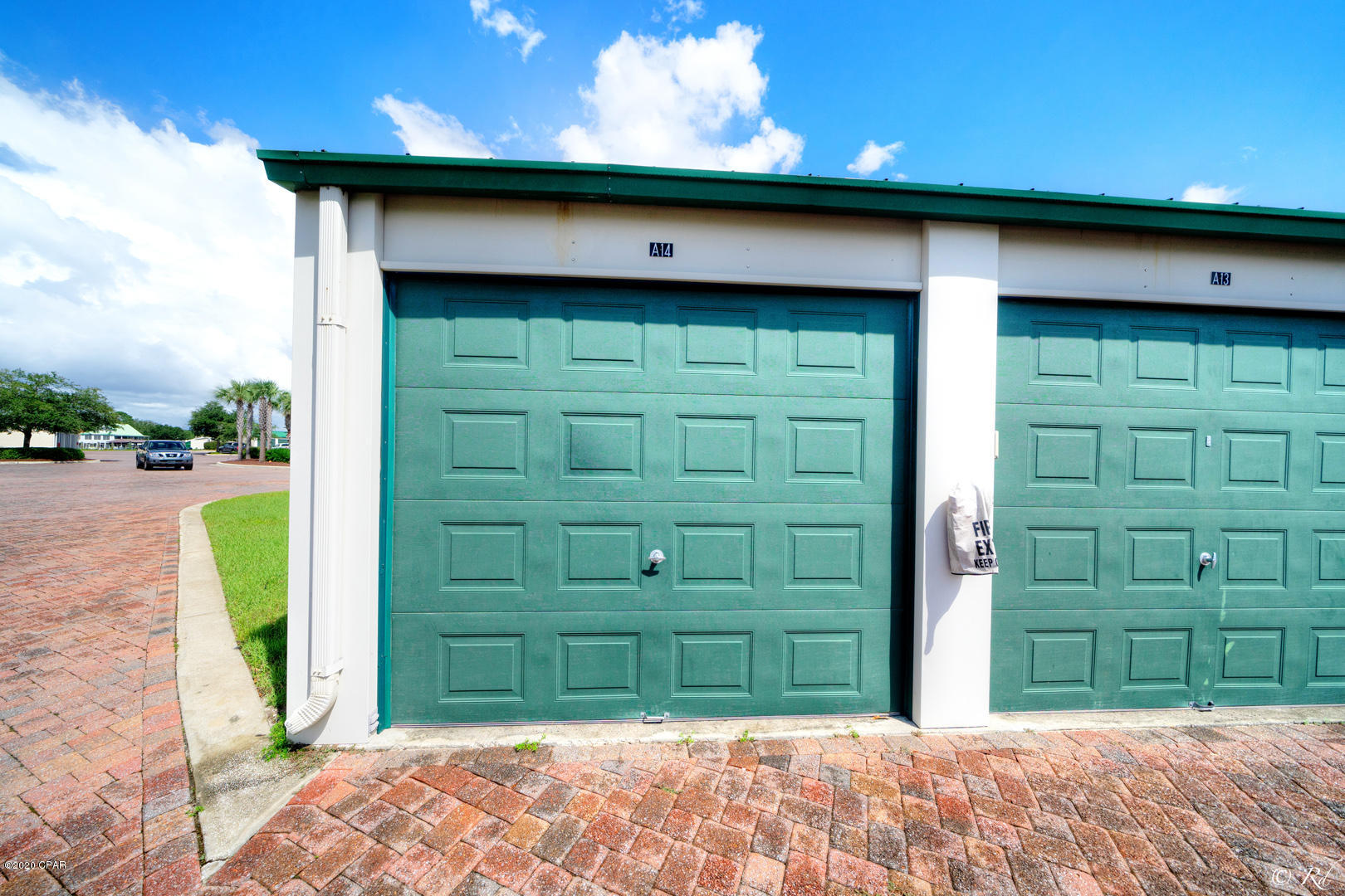 Hibiscus By The Bay - Residential